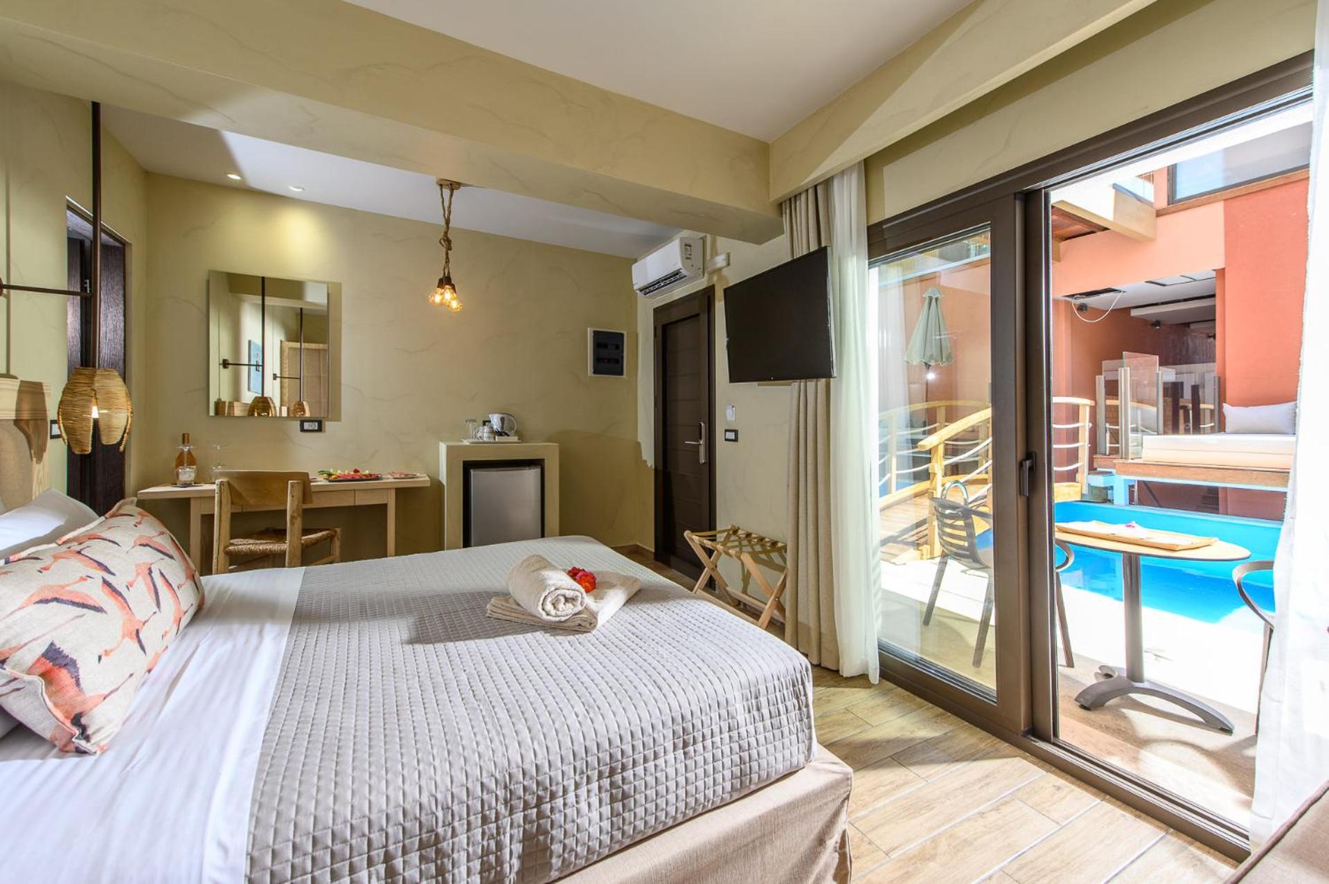 Premium Room Inland View Private Pool - Photo 3