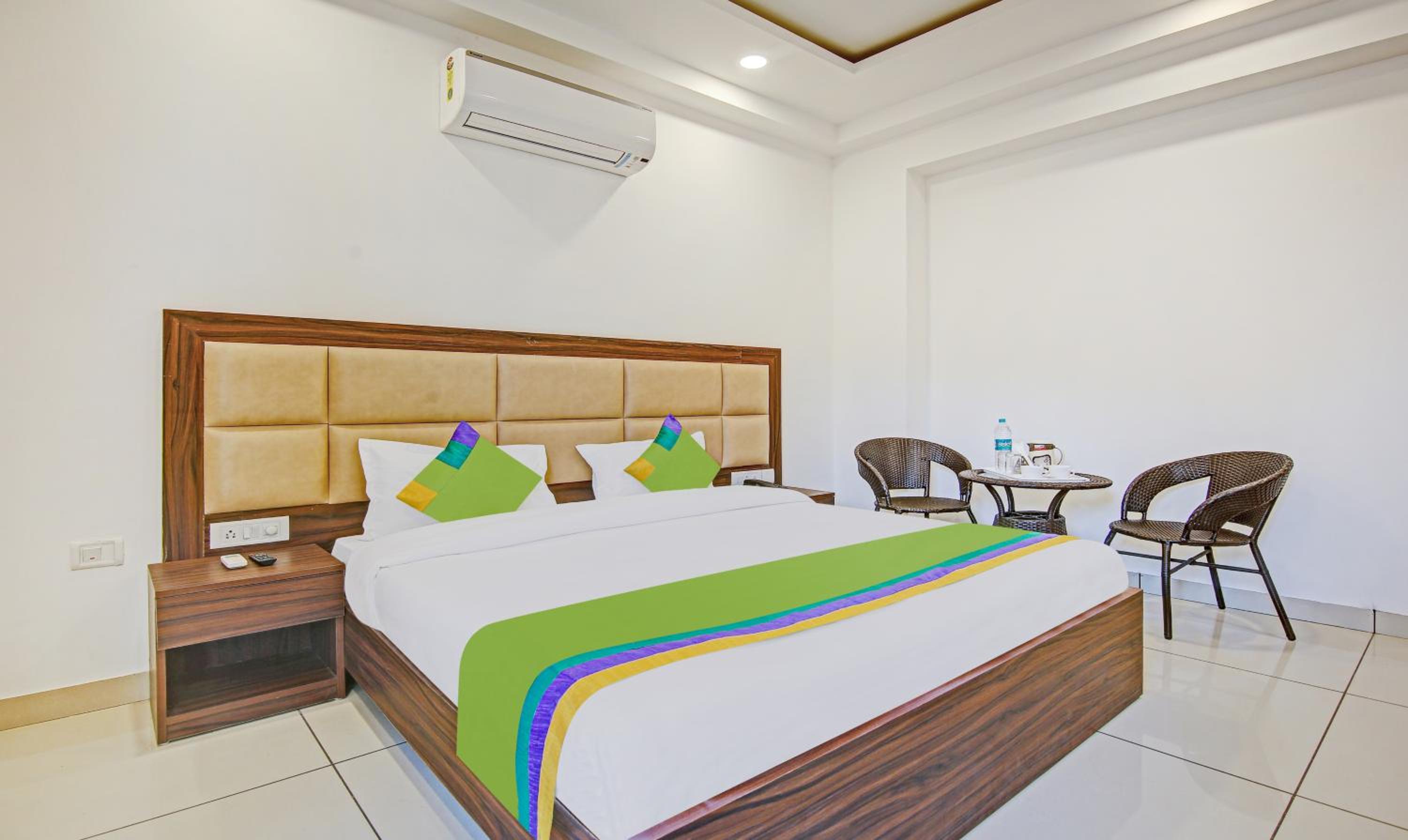 Deluxe Room - Photo 2
