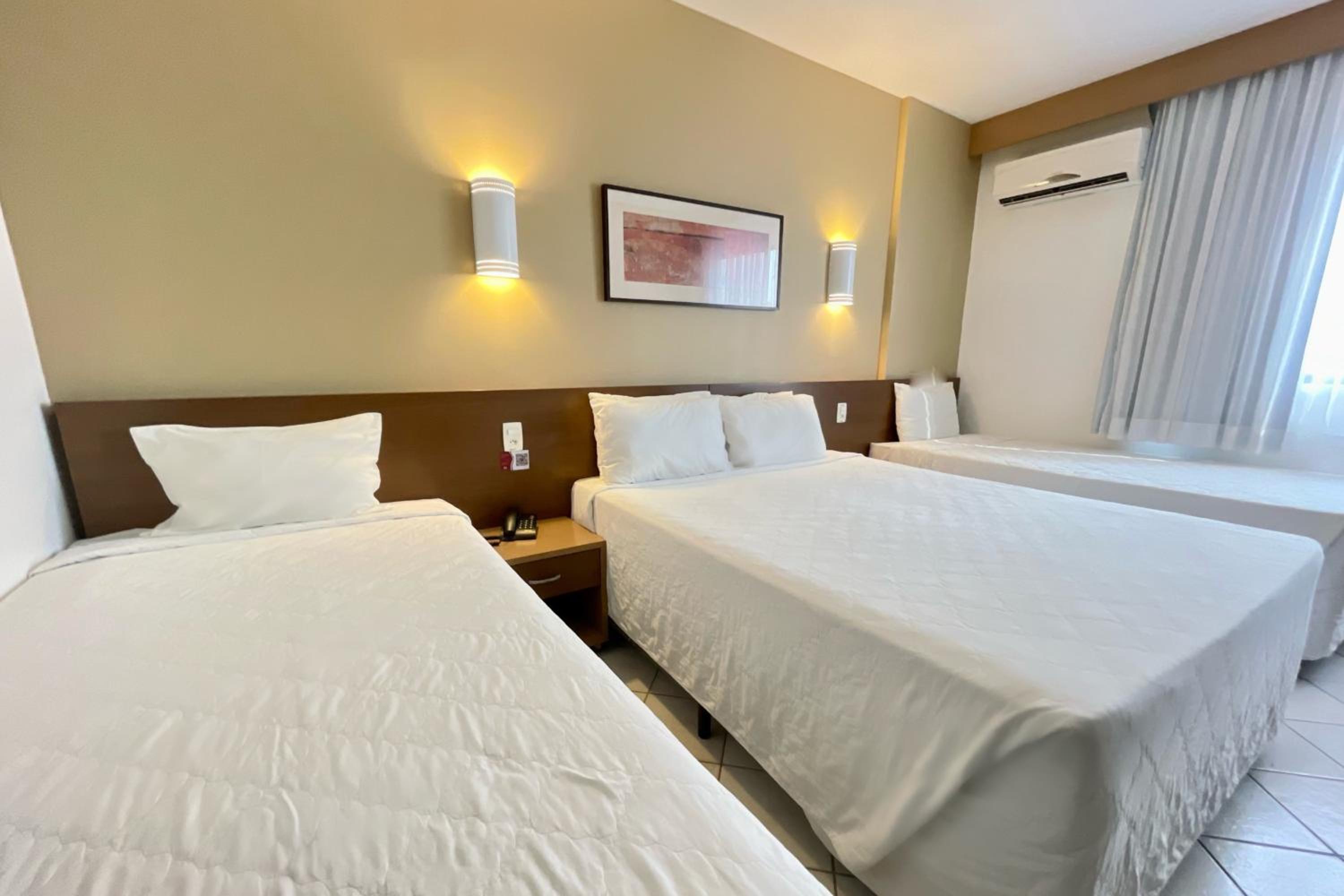 Deluxe Quadruple Room photo 2