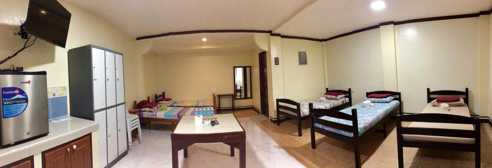 Family Room - Photo 11