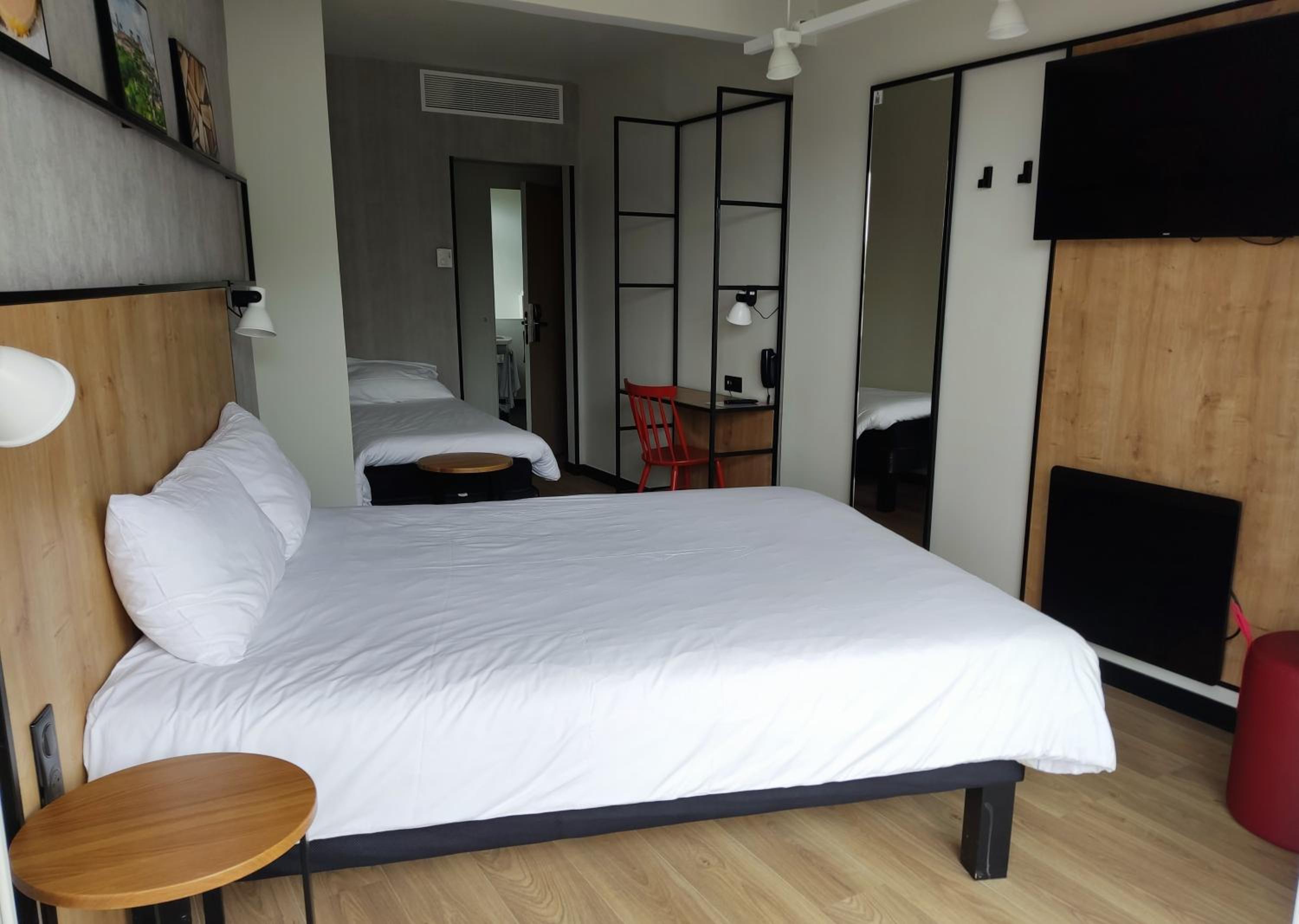 Superior Room - Photo 8