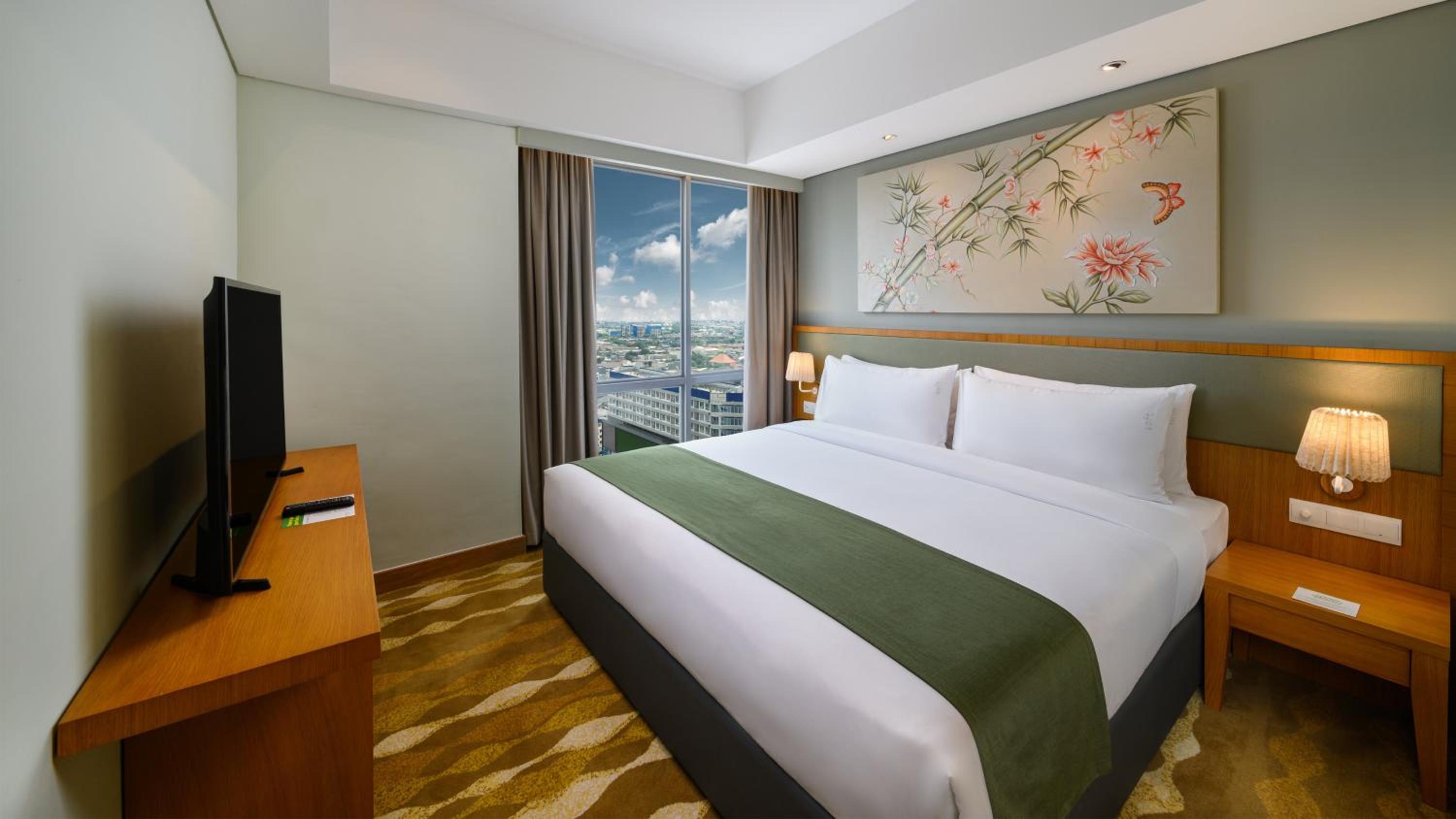 Two-Bedroom Suite with Daybed