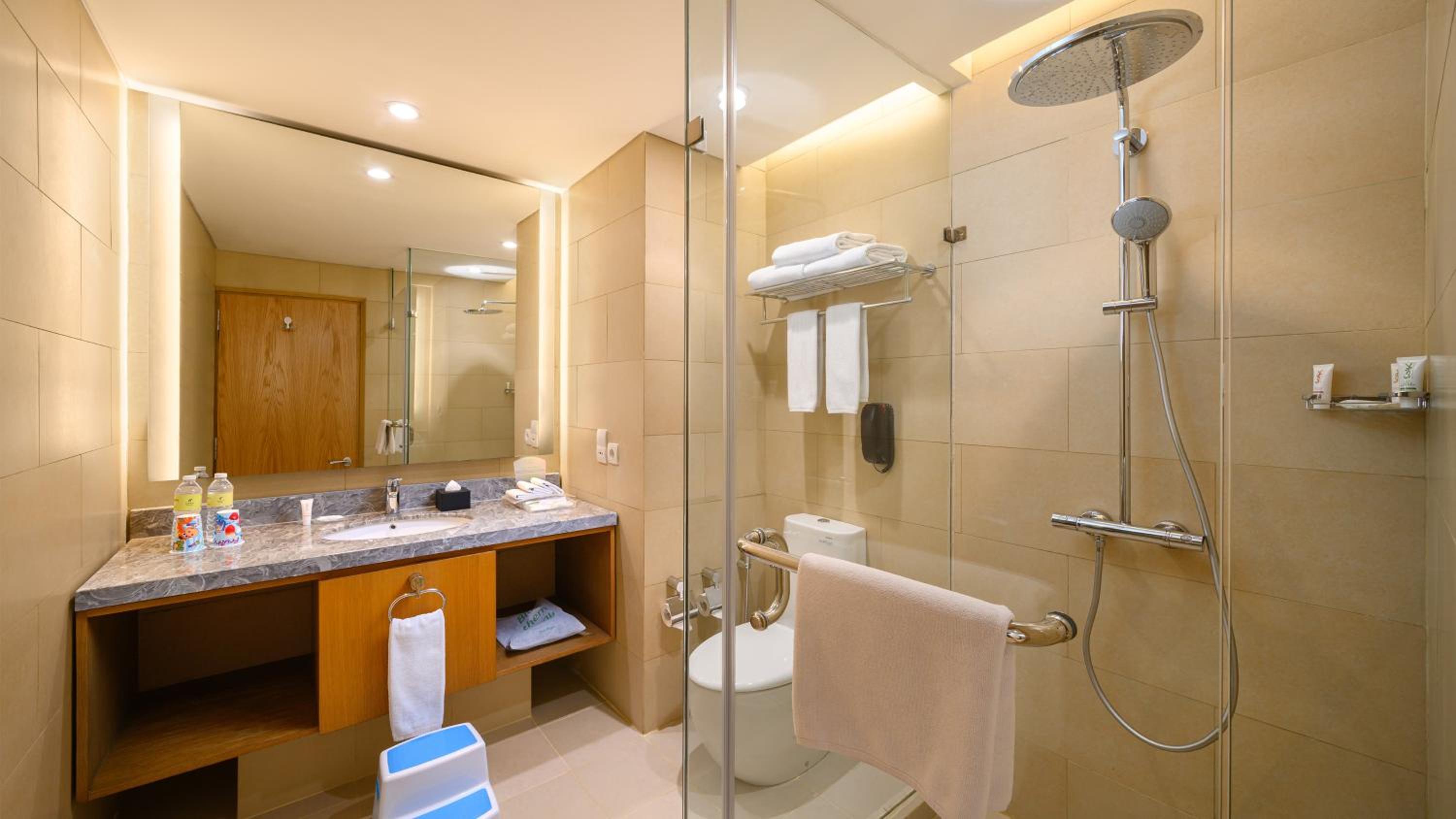 Two-Bedroom Suite with Daybed thumbnail 6