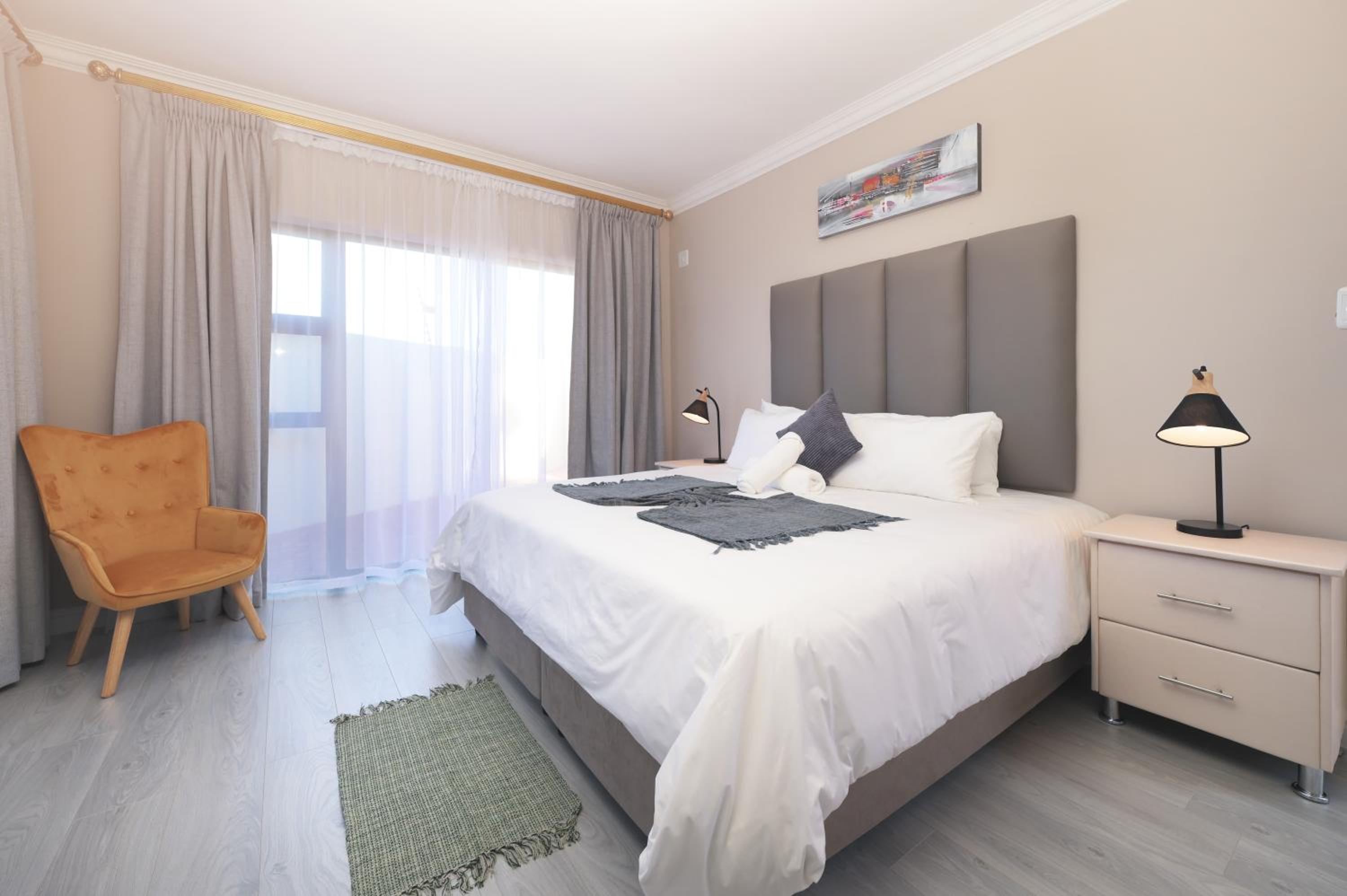 King Suite photo 2