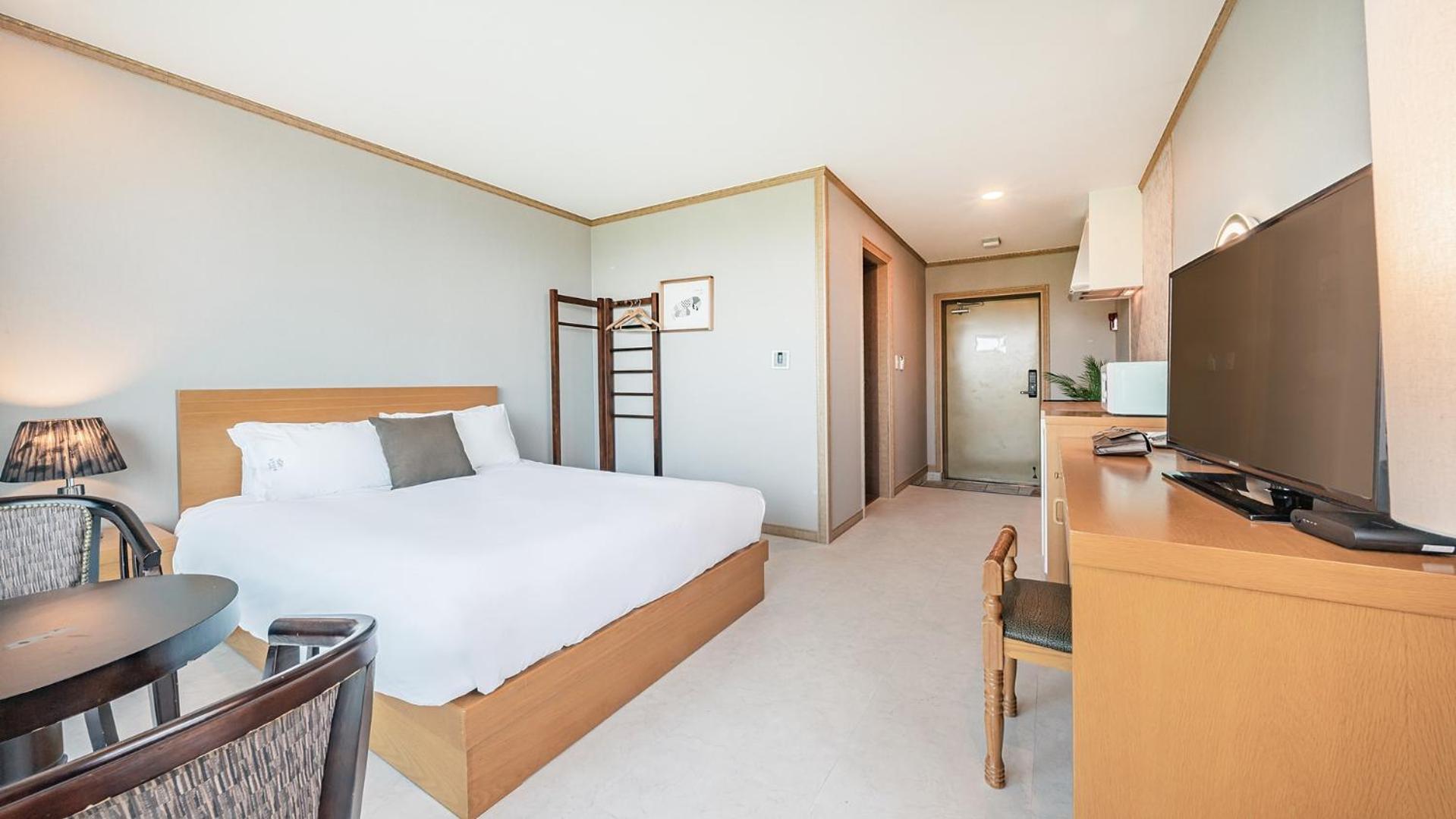 Standard Double Room photo 3