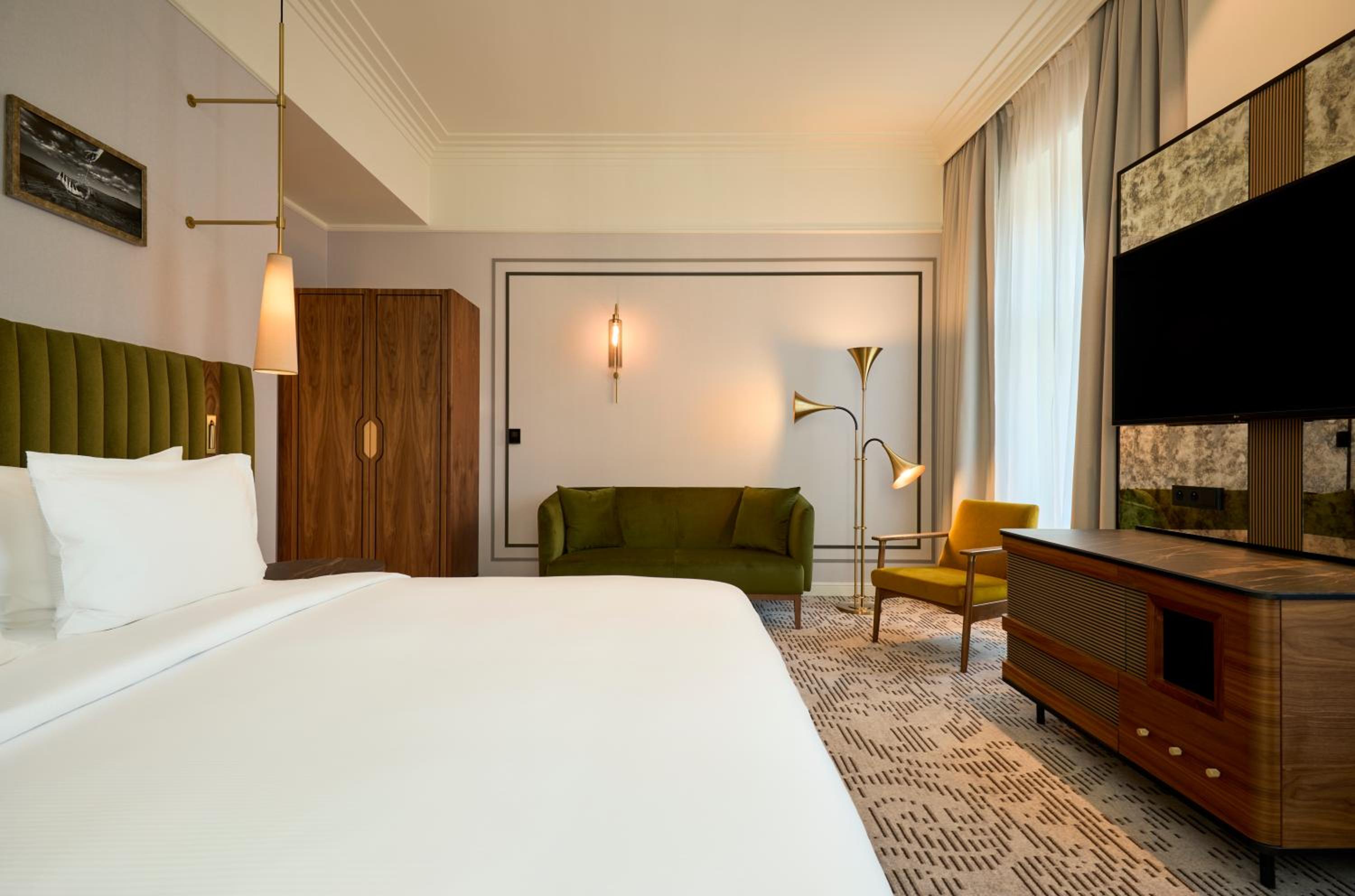 Deluxe King Room - Old Town - Photo 6