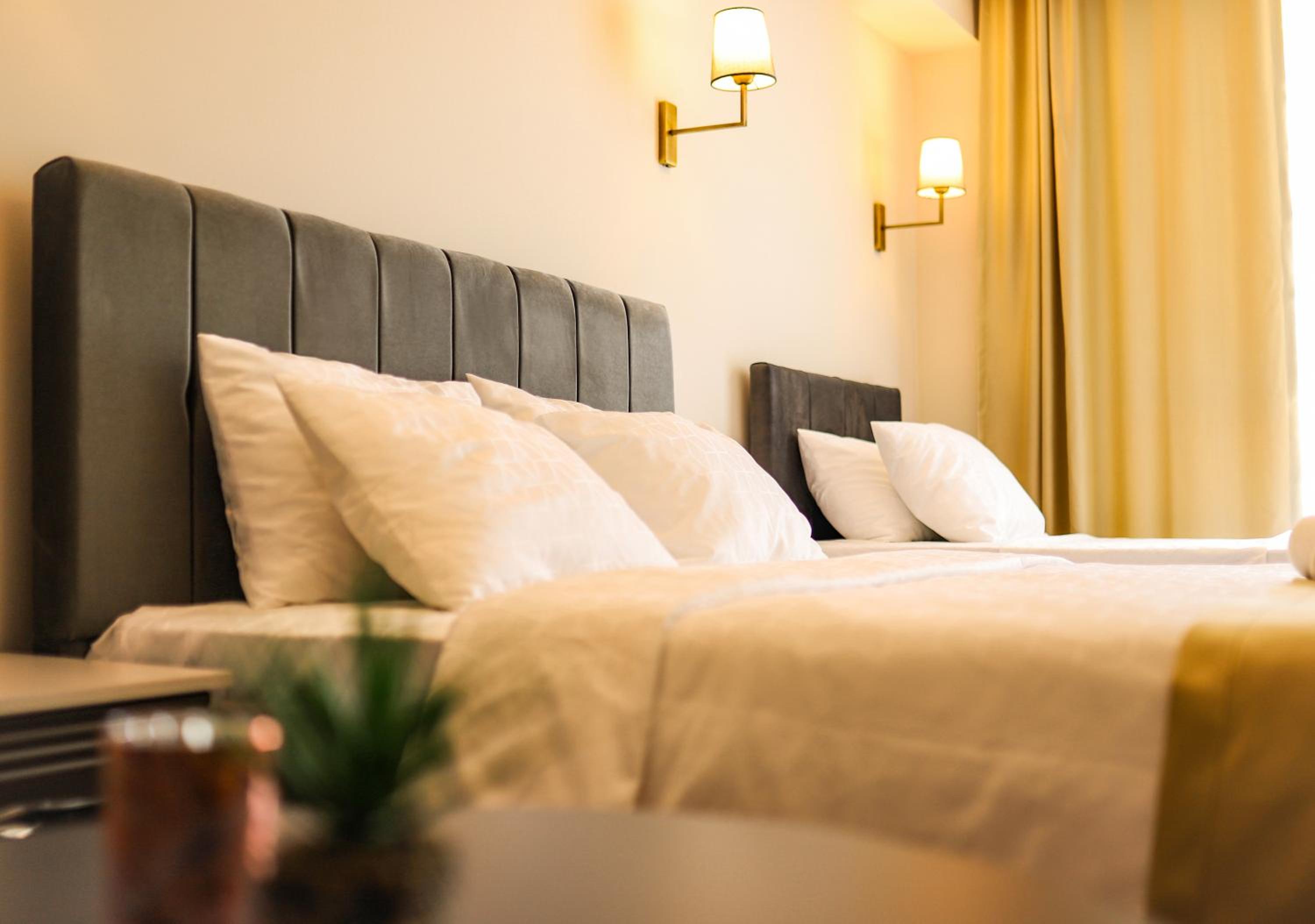 Deluxe Quadruple Room - Photo 4