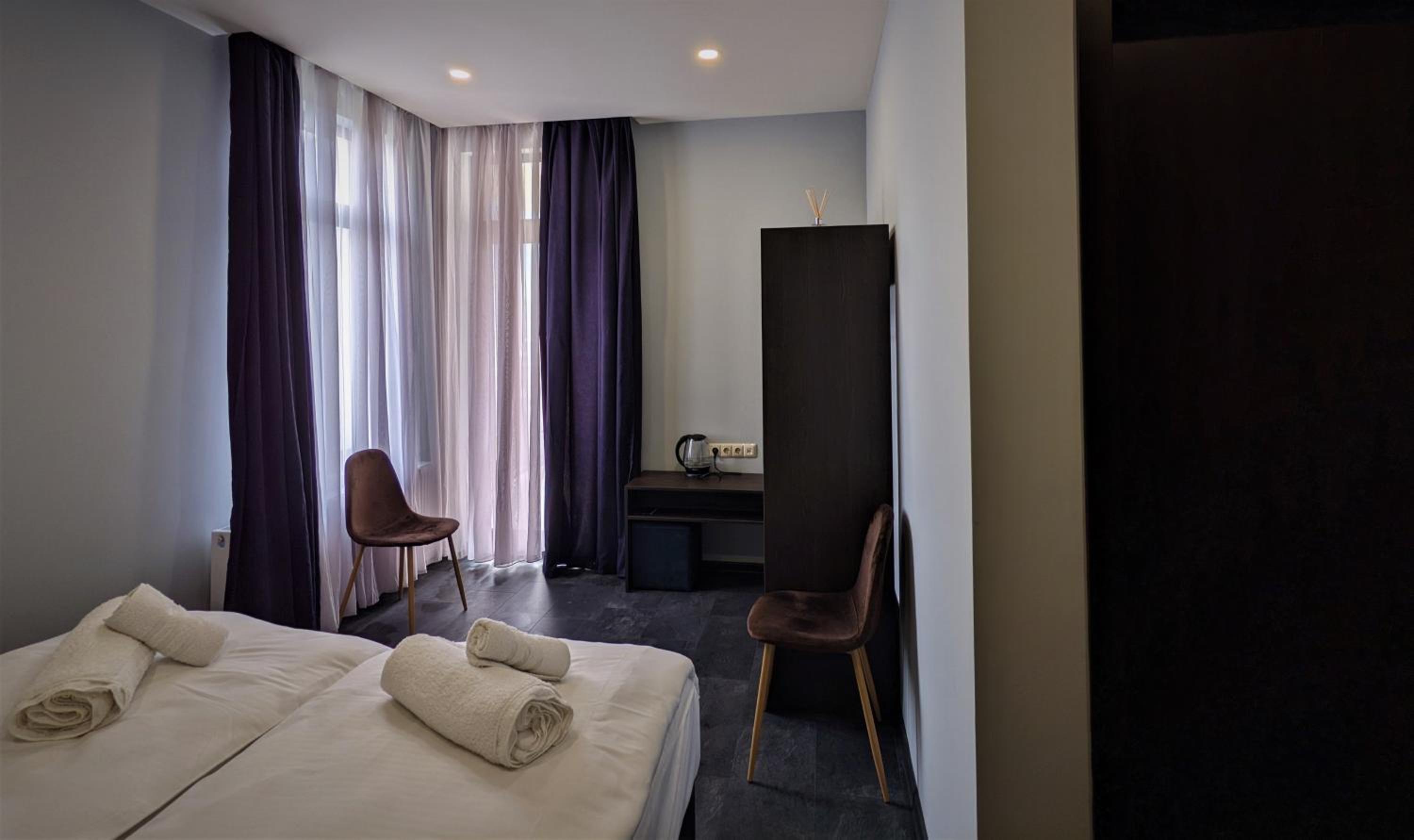 Standard Double or Twin Room with Balcony photo 2