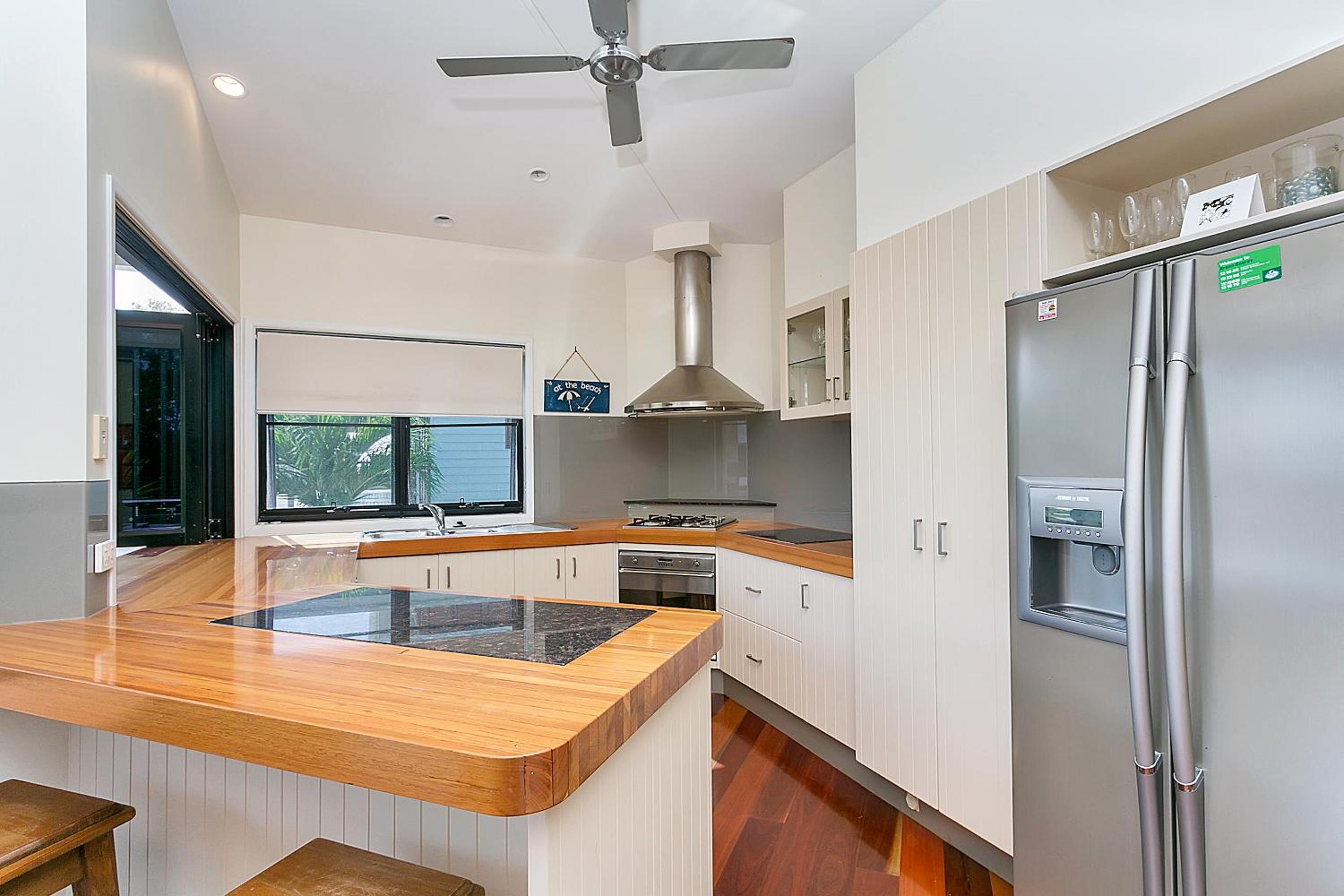 Four-Bedroom House - Beachcomber photo 2