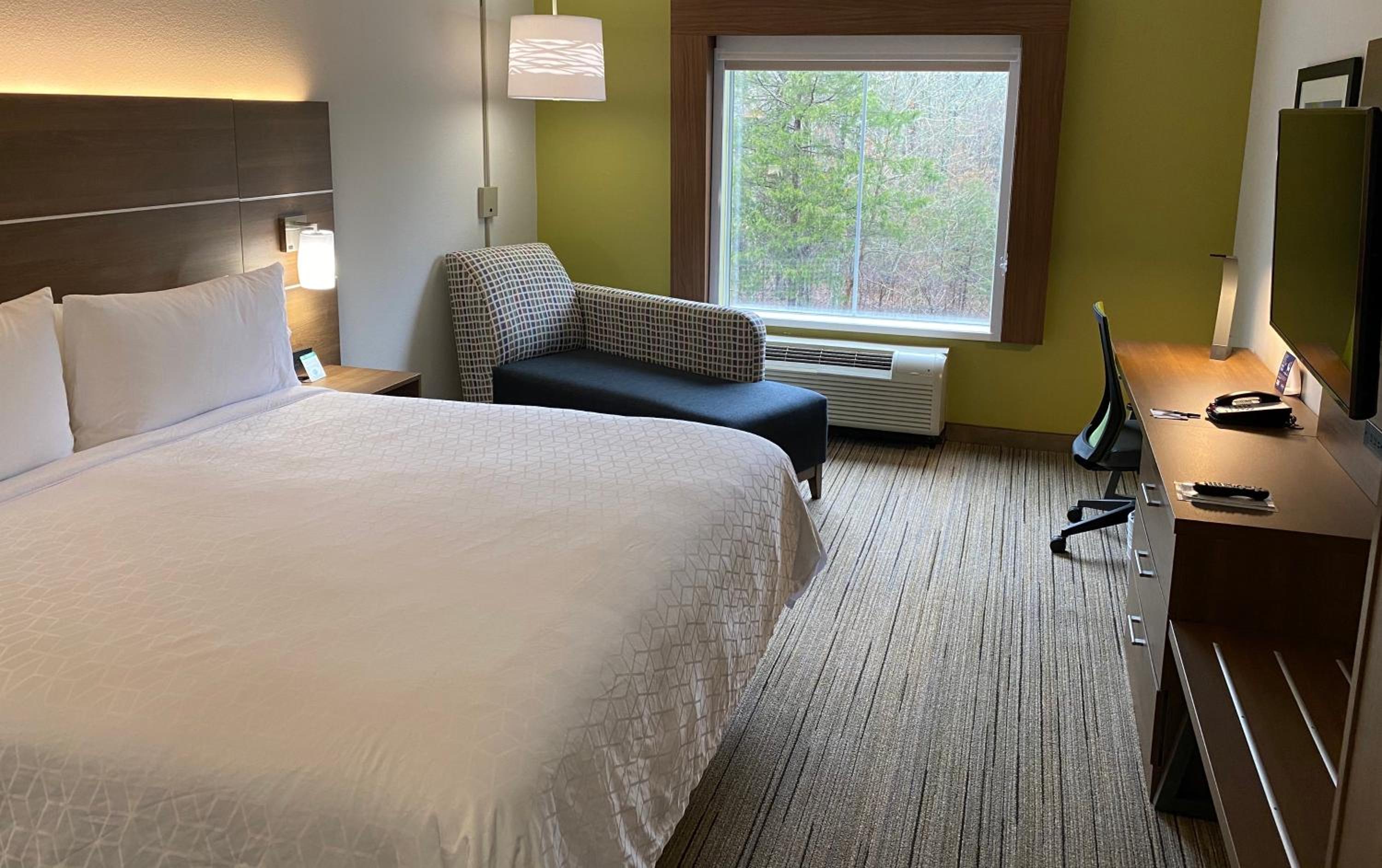 Standard King Room - Photo 1
