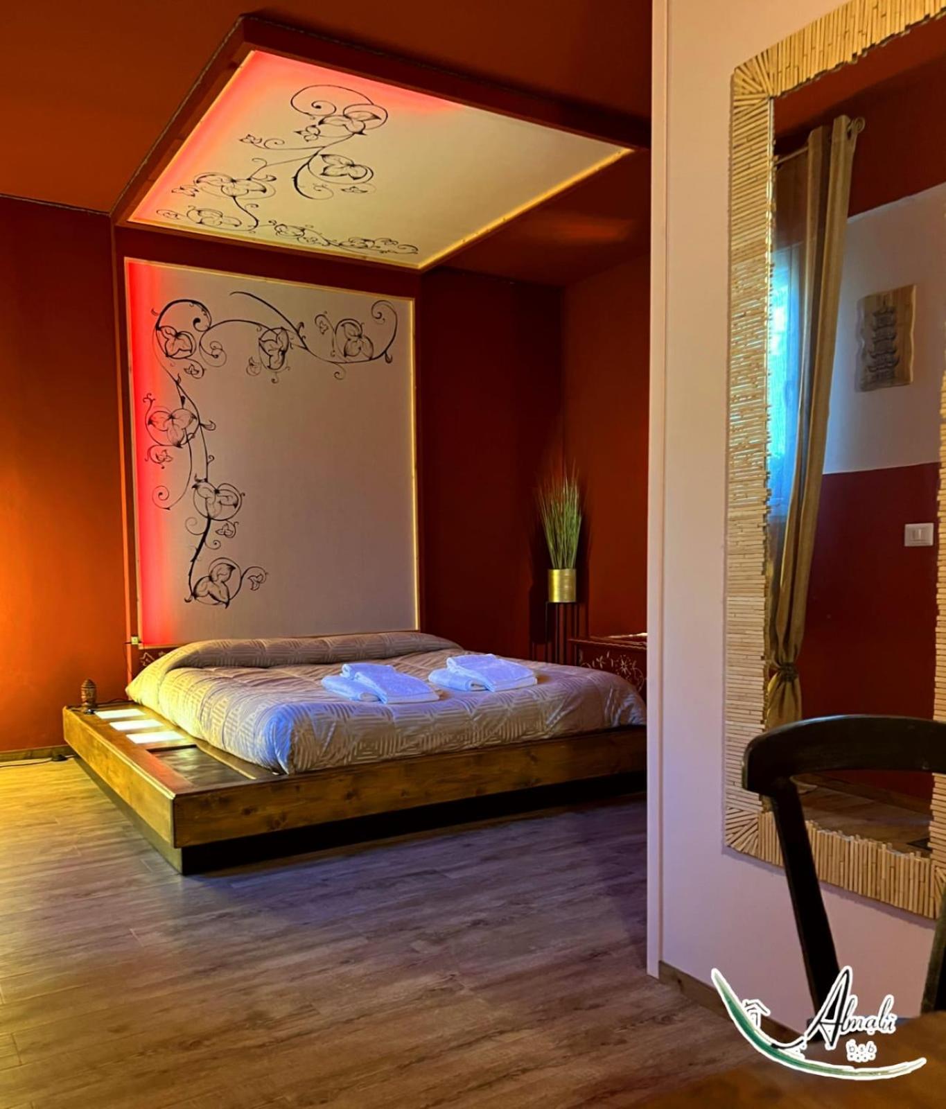 Large Double Room photo 2