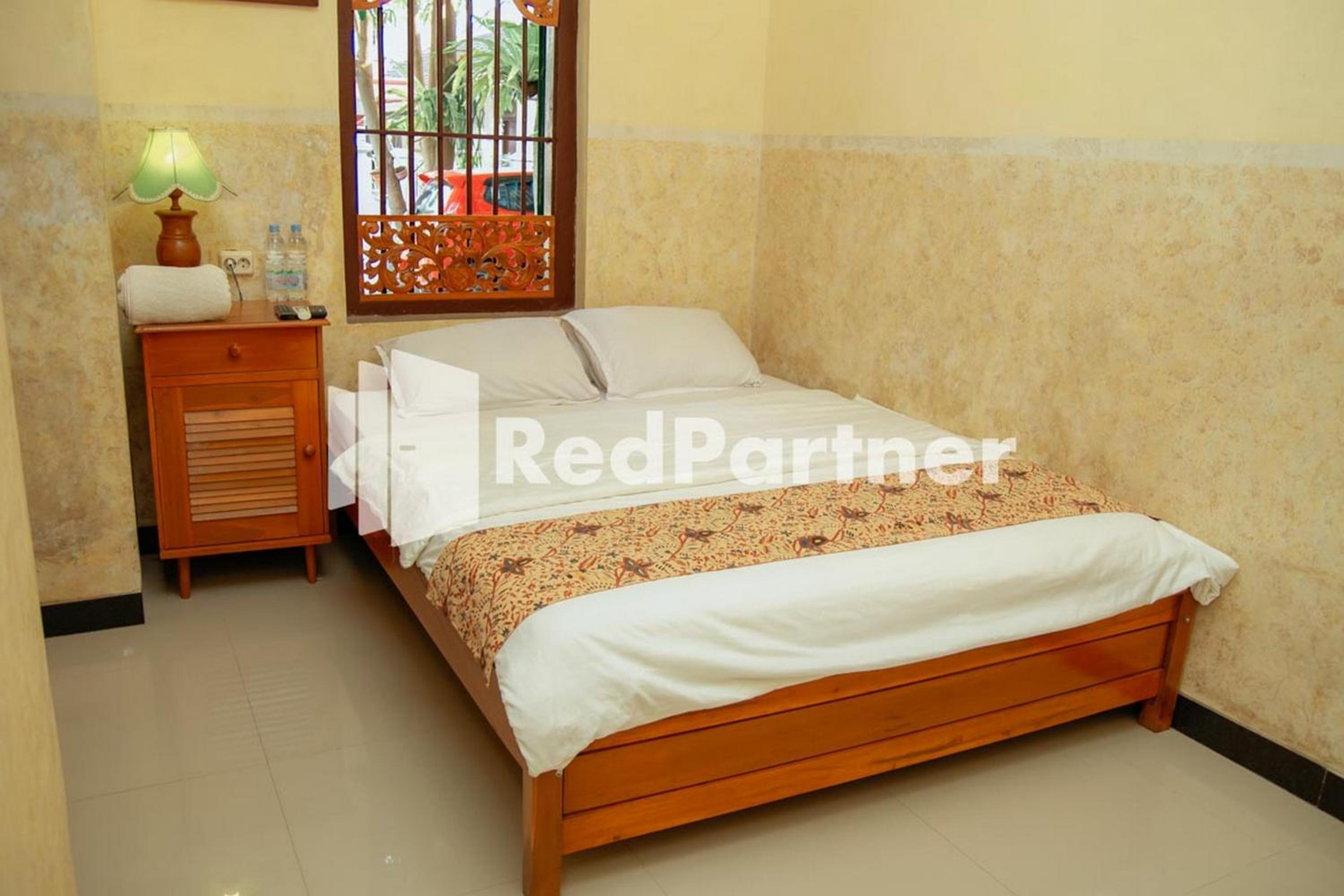 Standard Double Room - Photo 14