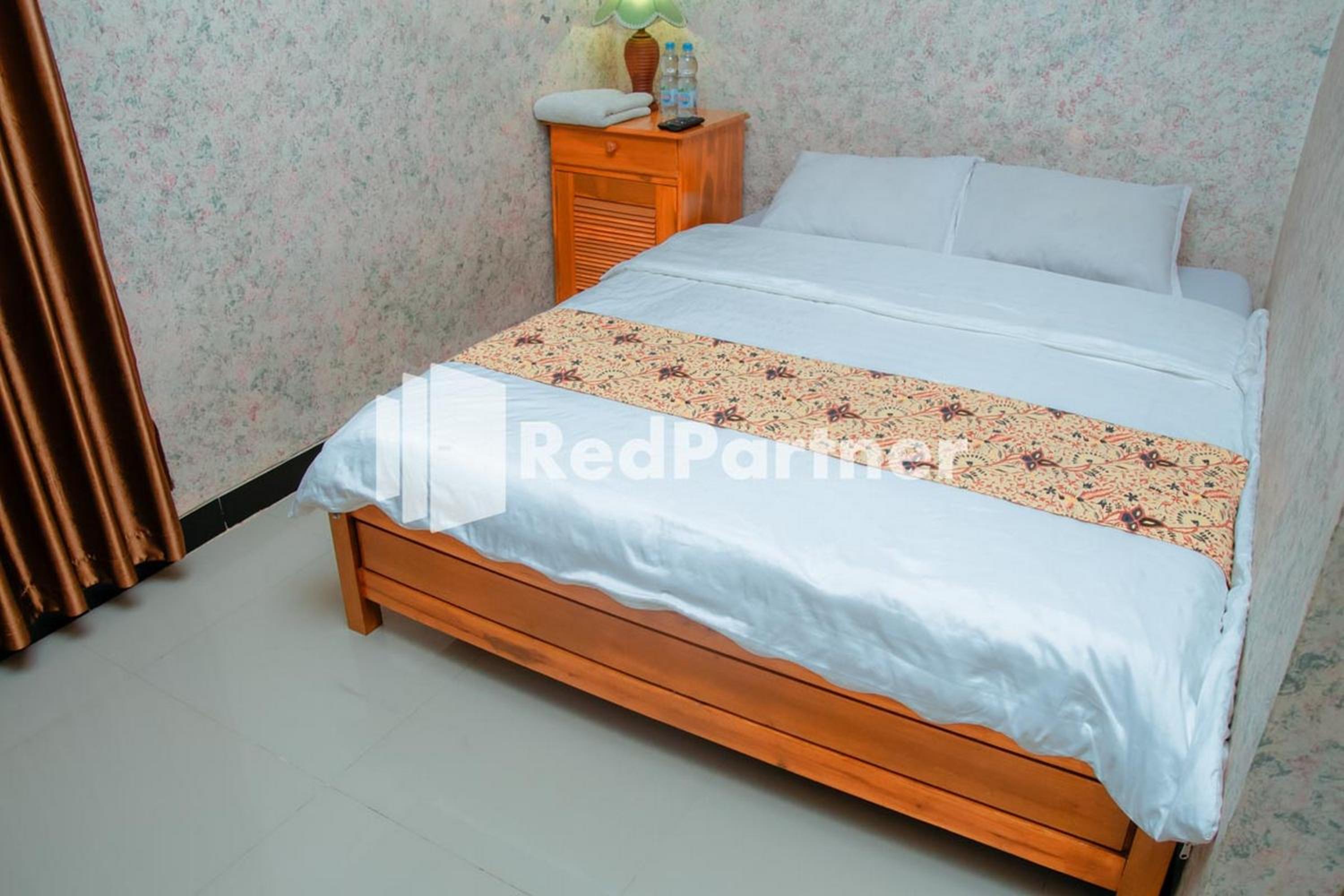 Standard Double Room - Photo 10