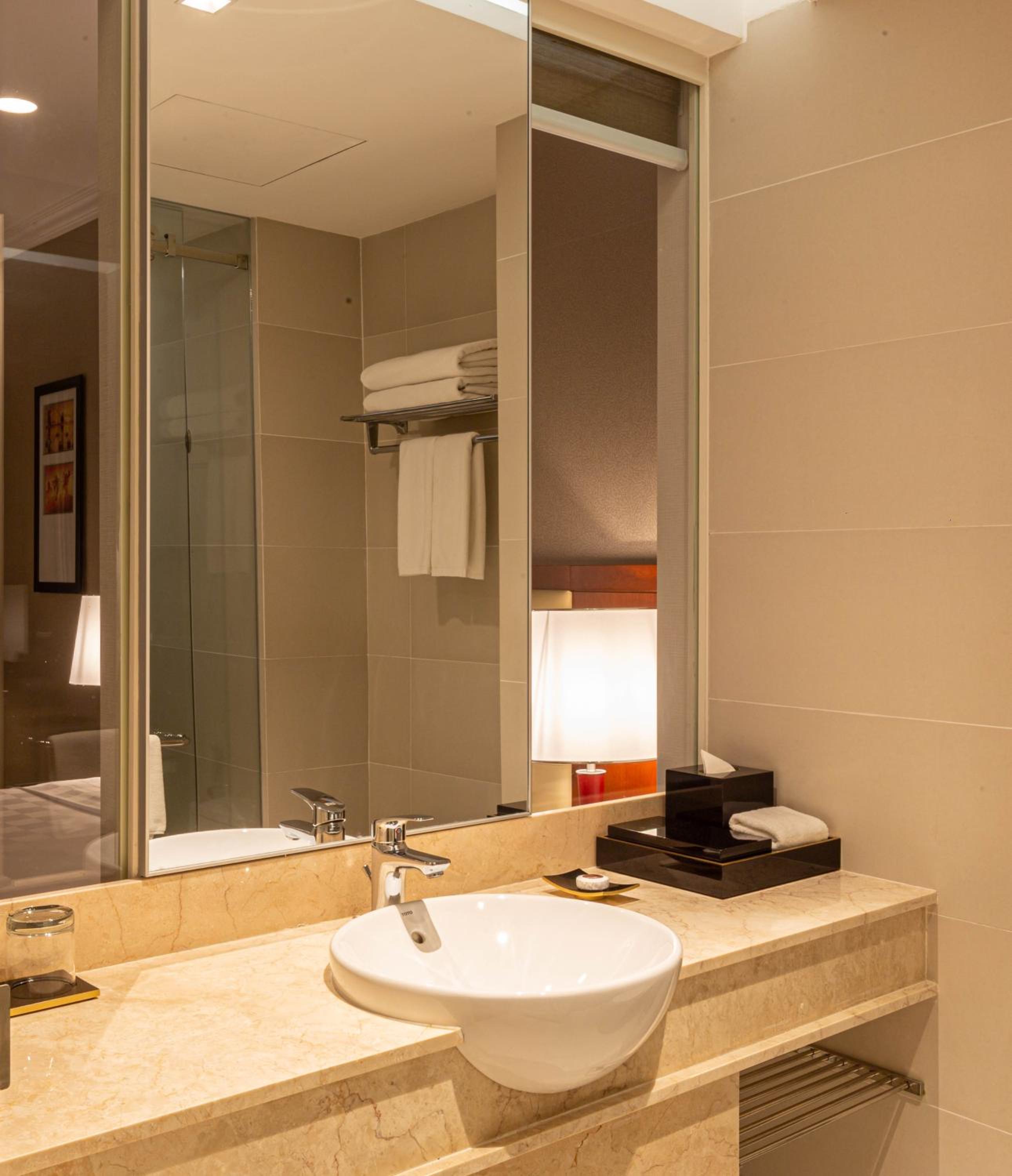 Deluxe Twin Room photo 3