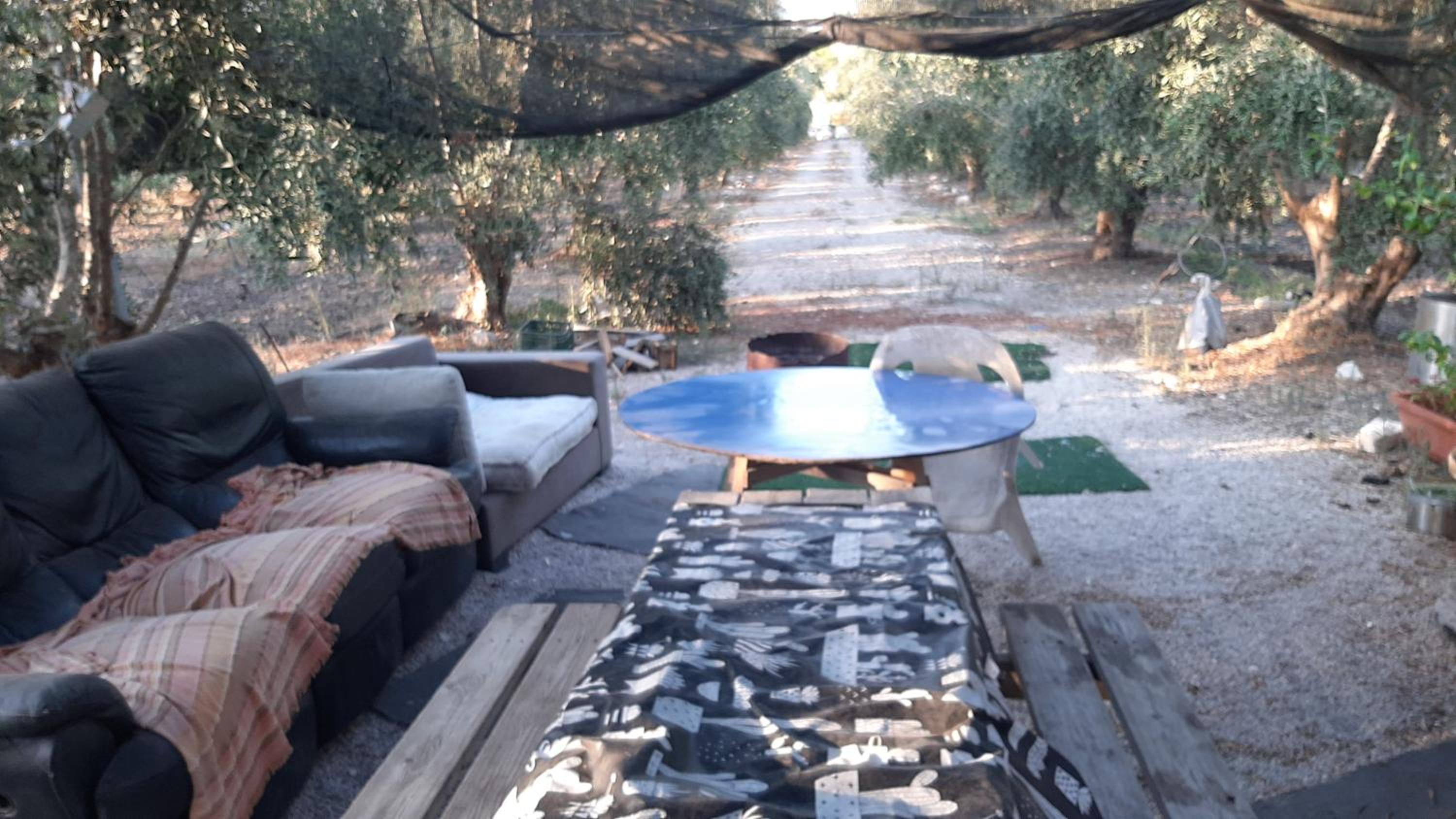 Tent - Photo 2