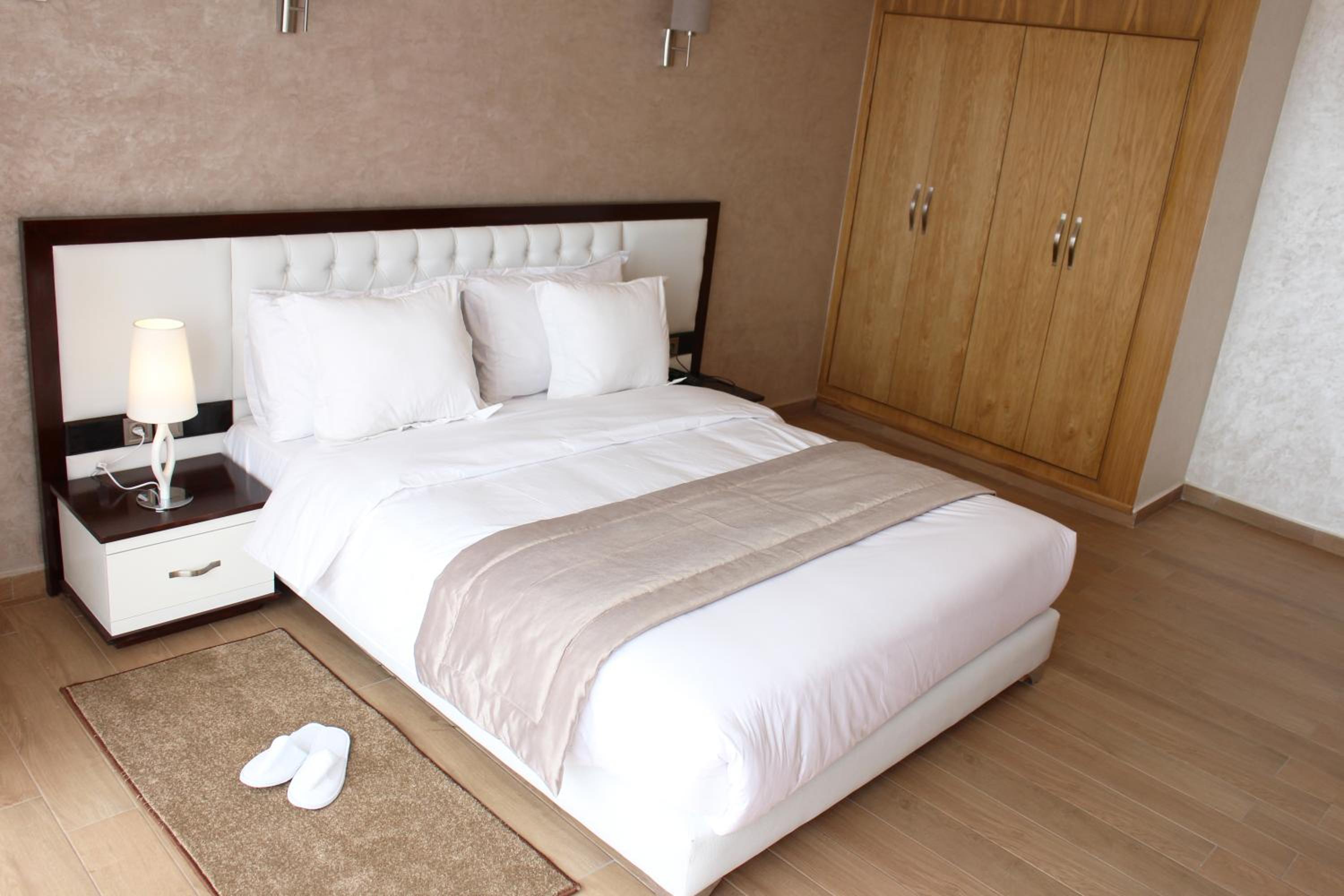 Deluxe Suite with Sea View