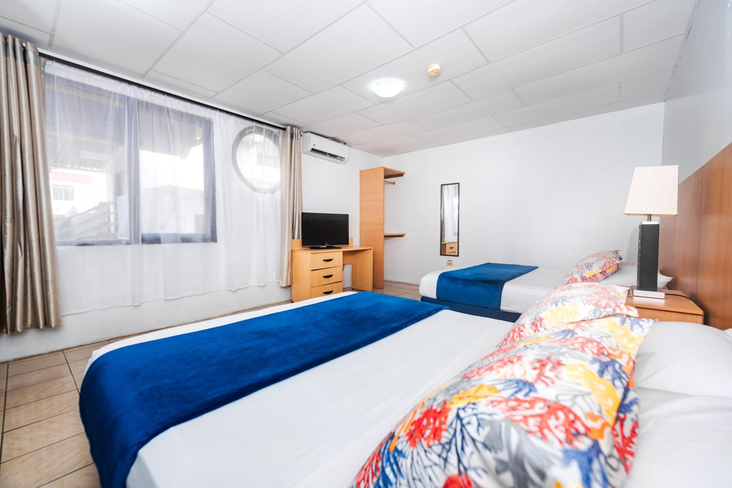 Standard Twin Room photo 1