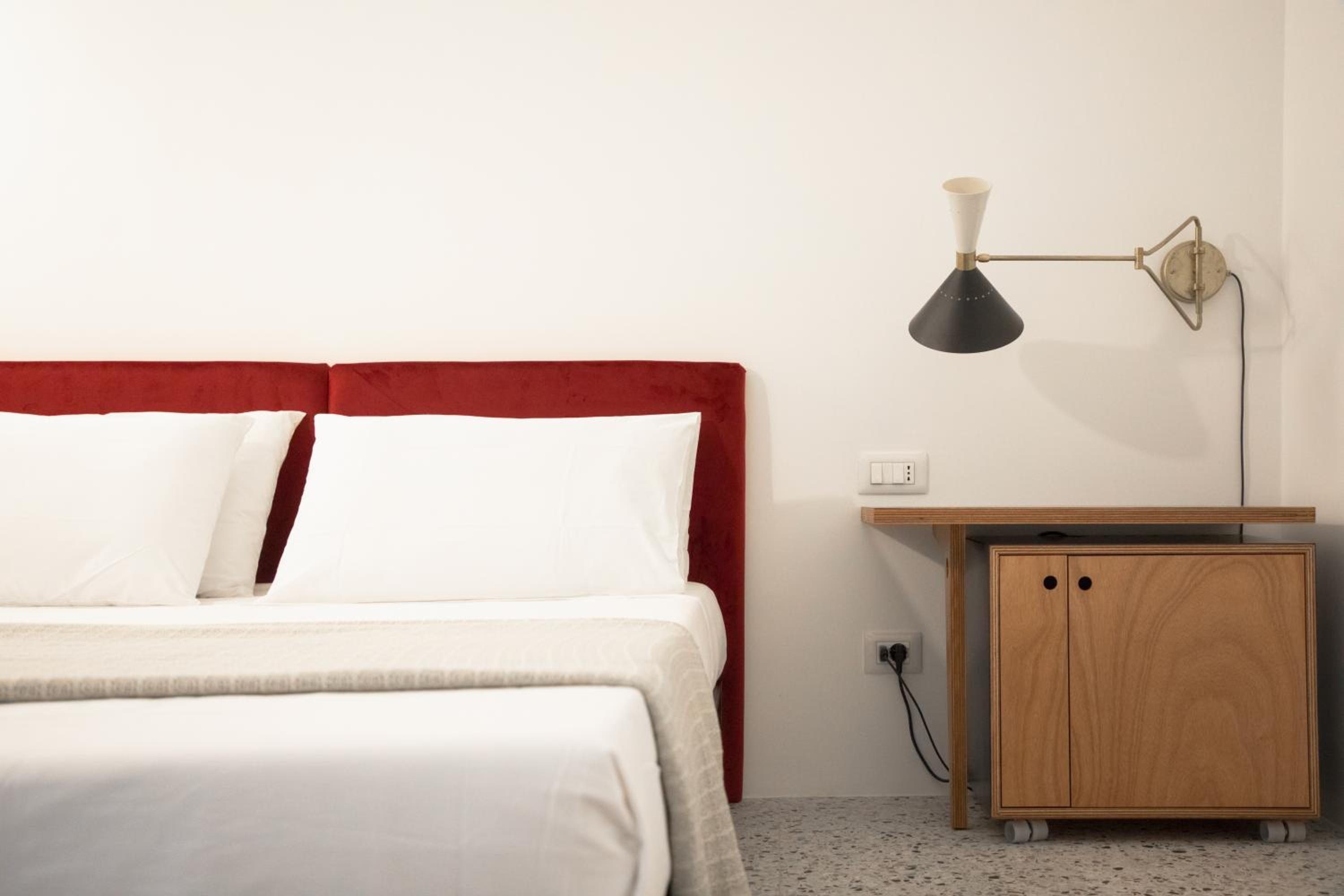 Standard Double Room photo 2