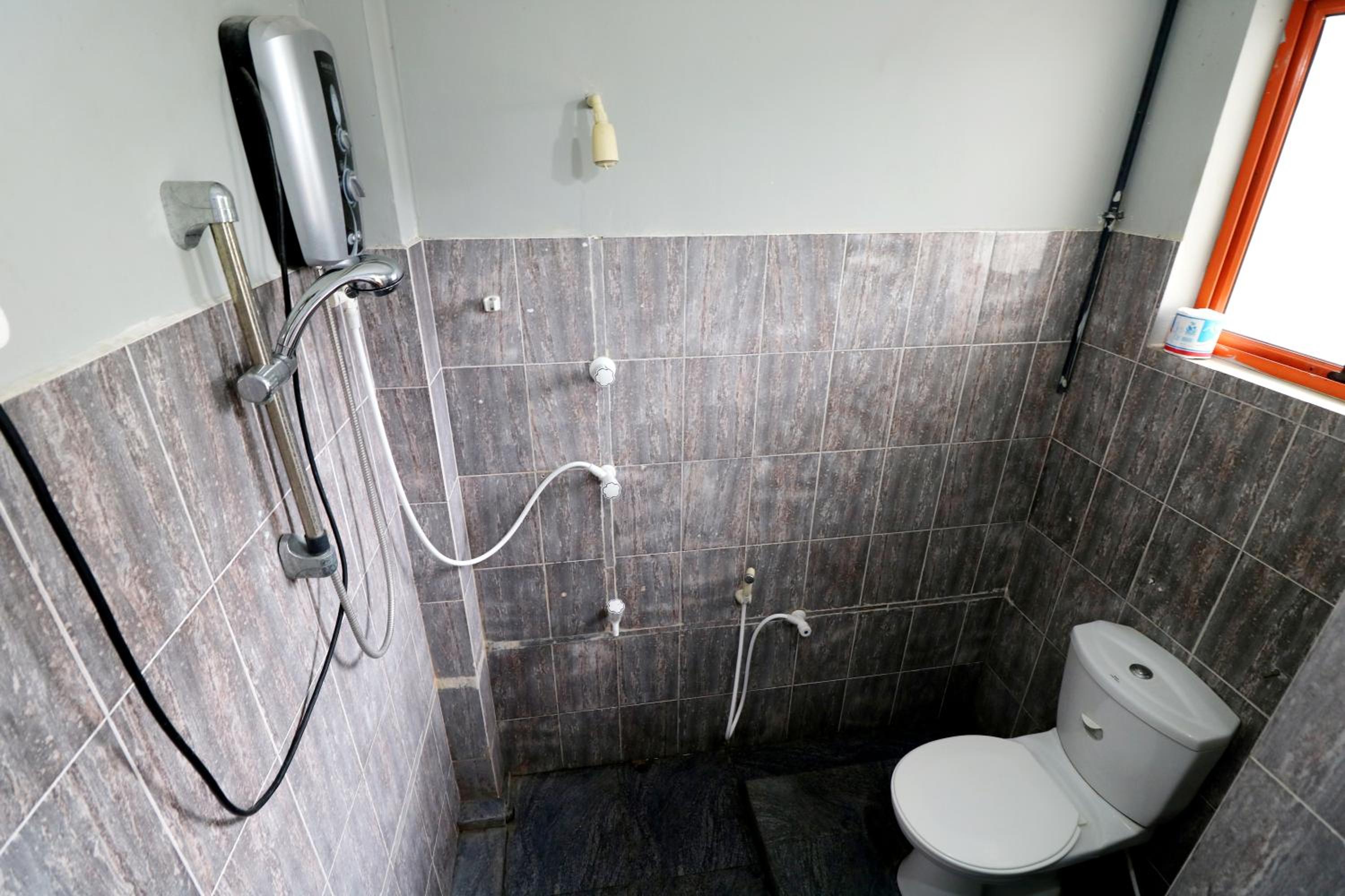 Standard Triple Room photo 2