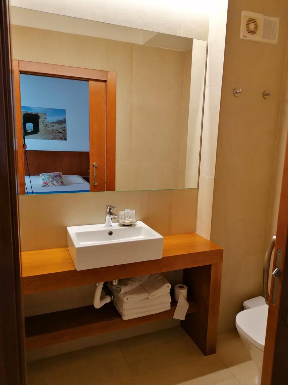 HOTEL ISLA PLANA, Photo 6