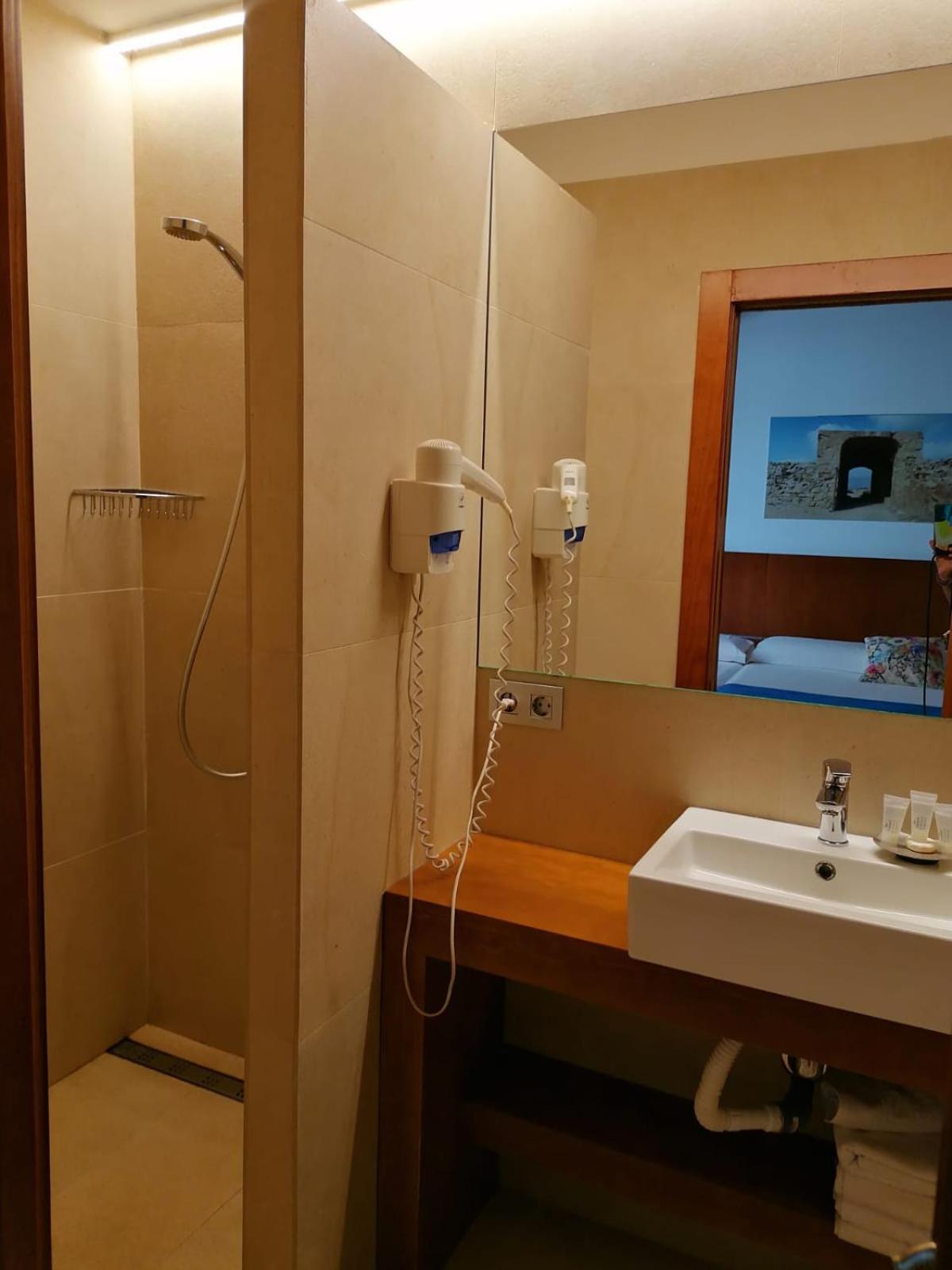 HOTEL ISLA PLANA, Photo 7