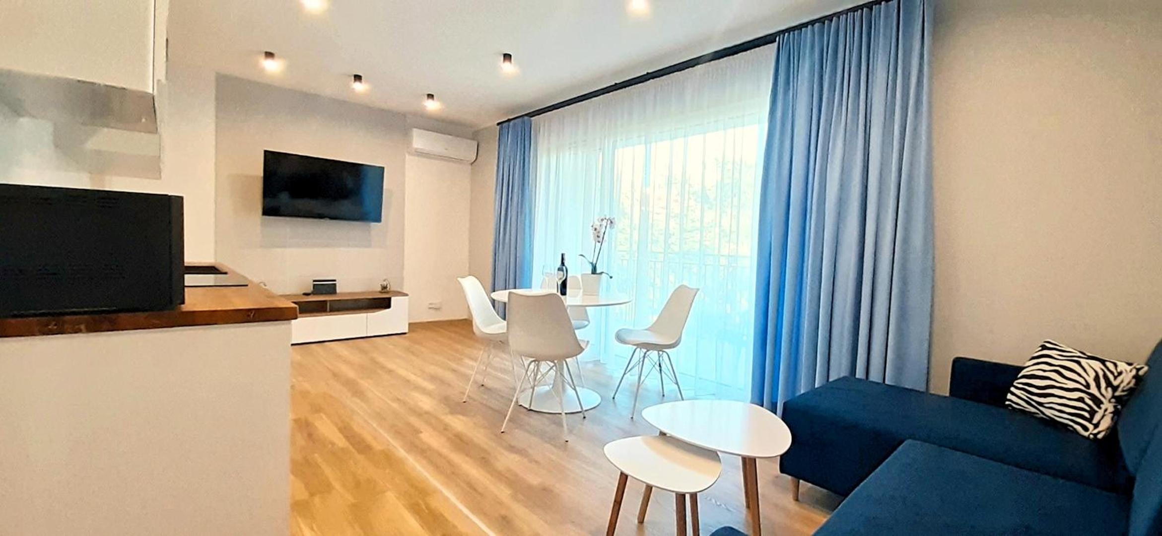 Apartment photo 1