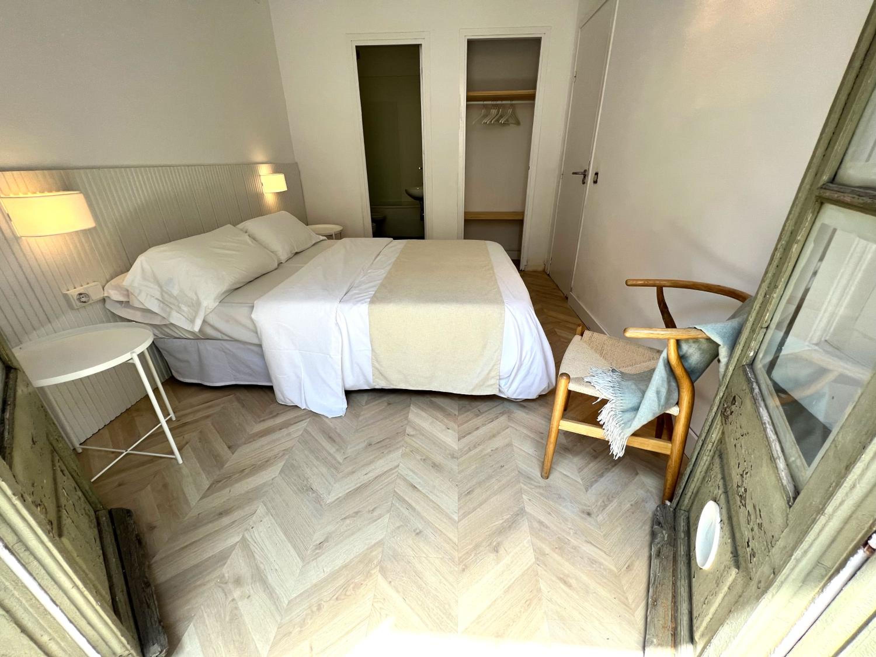 Double Room with Balcony photo 3