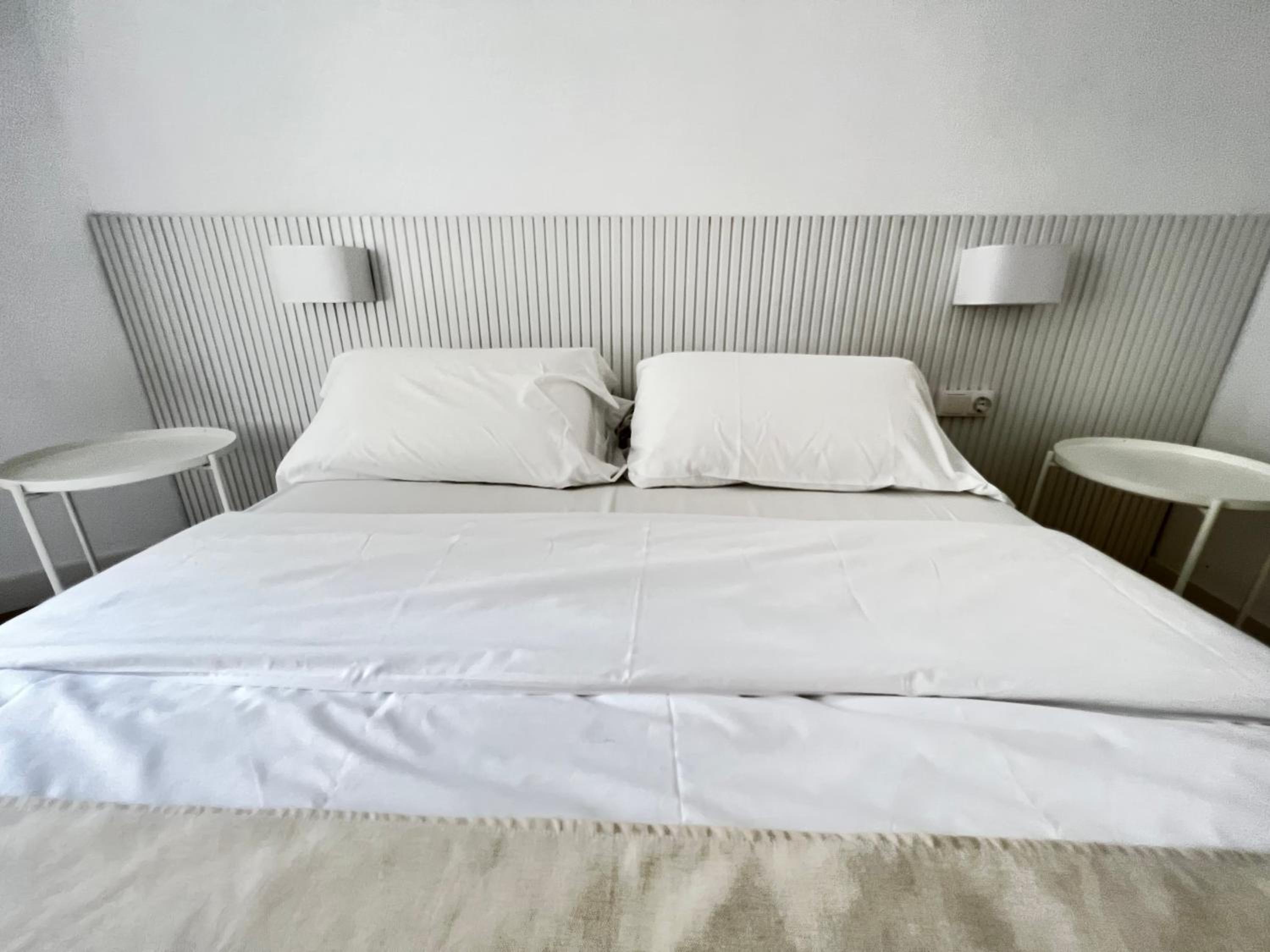Habitación Doble Estándar con Baño Compartido