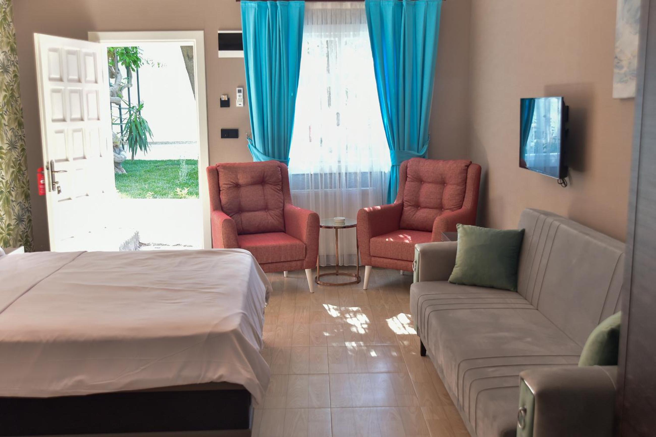 Triple Room - Photo 6