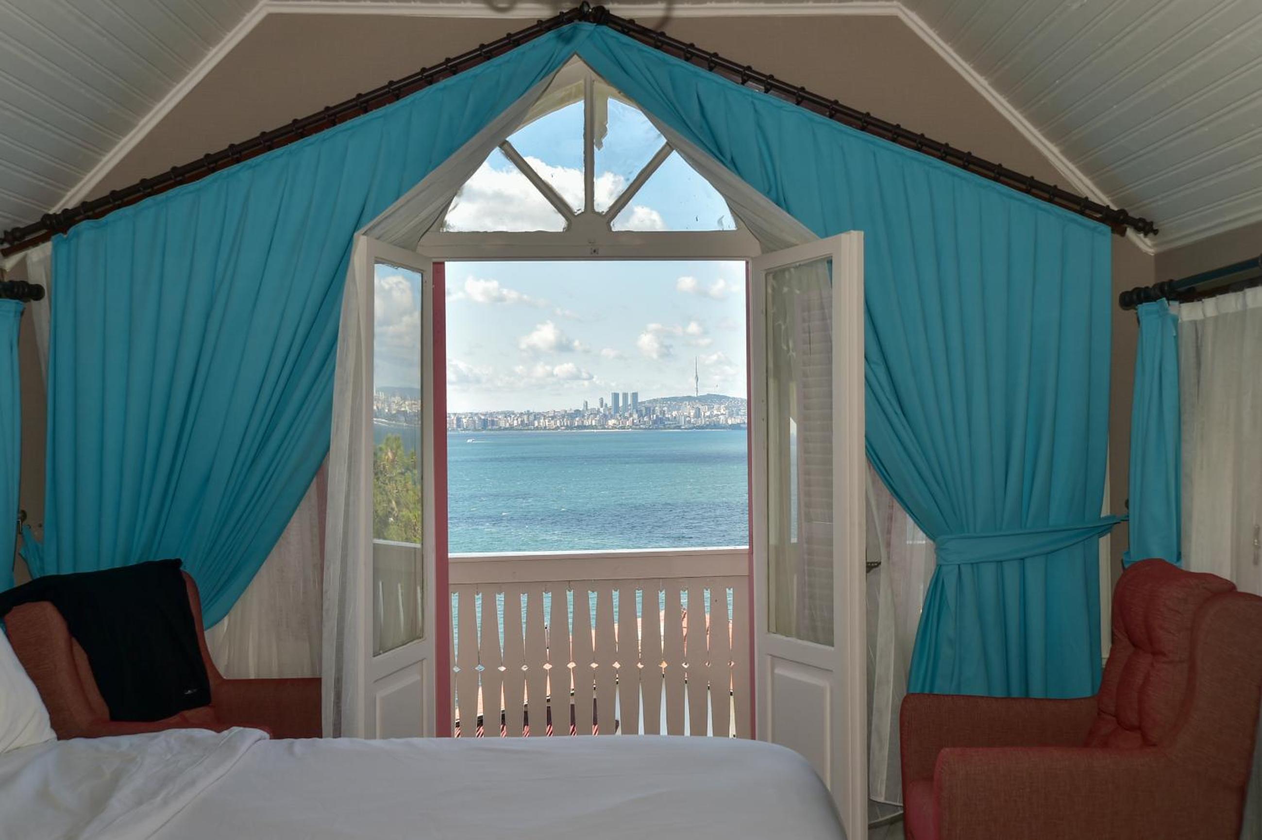Double Room with Terrace - Photo 2