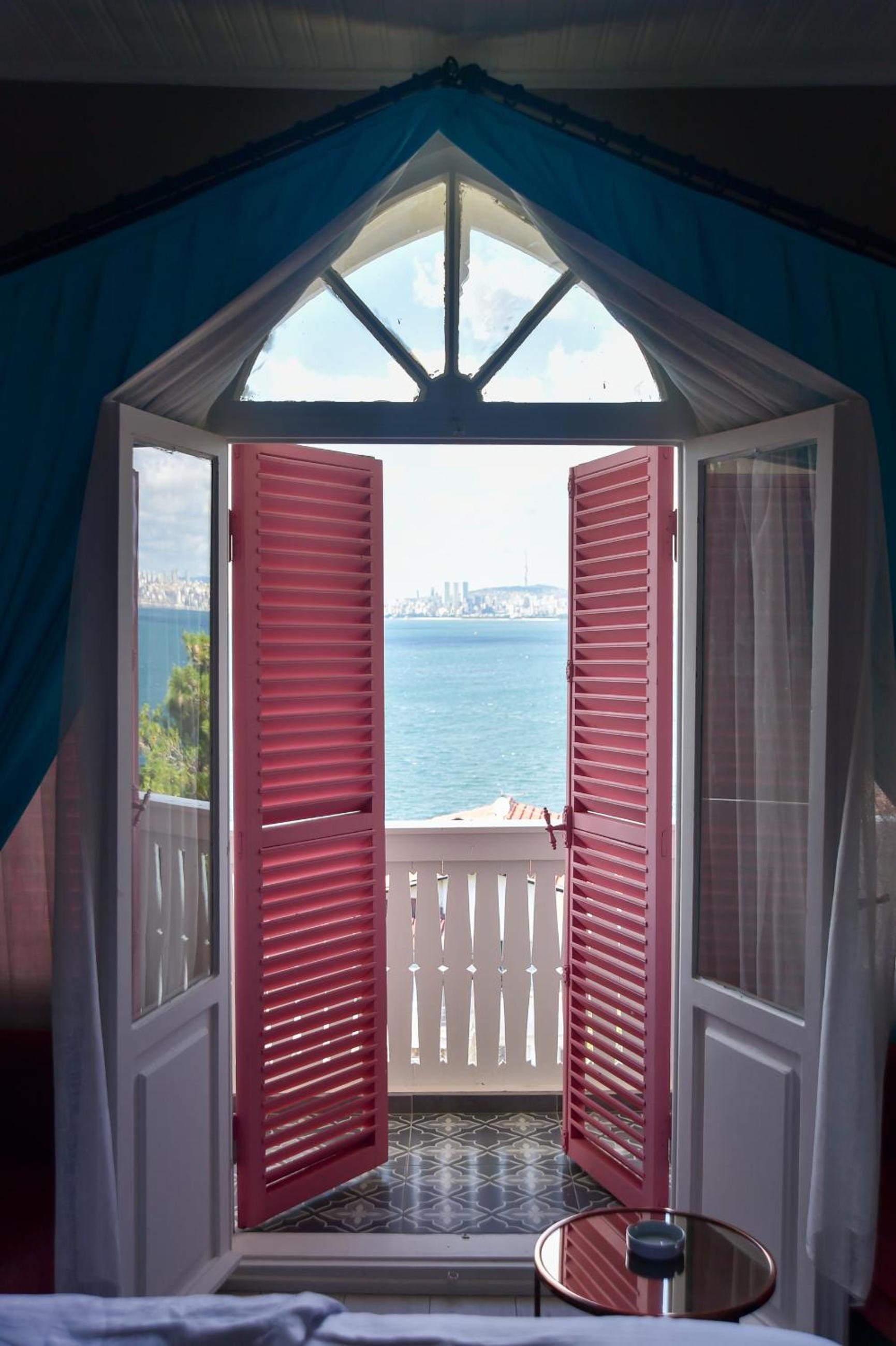 Double Room with Terrace - Photo 4