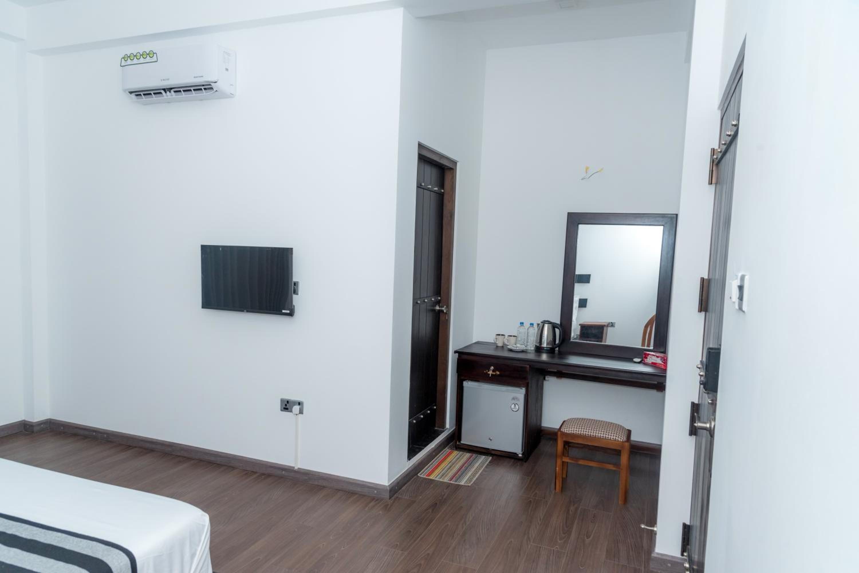 Deluxe Family Room photo 3
