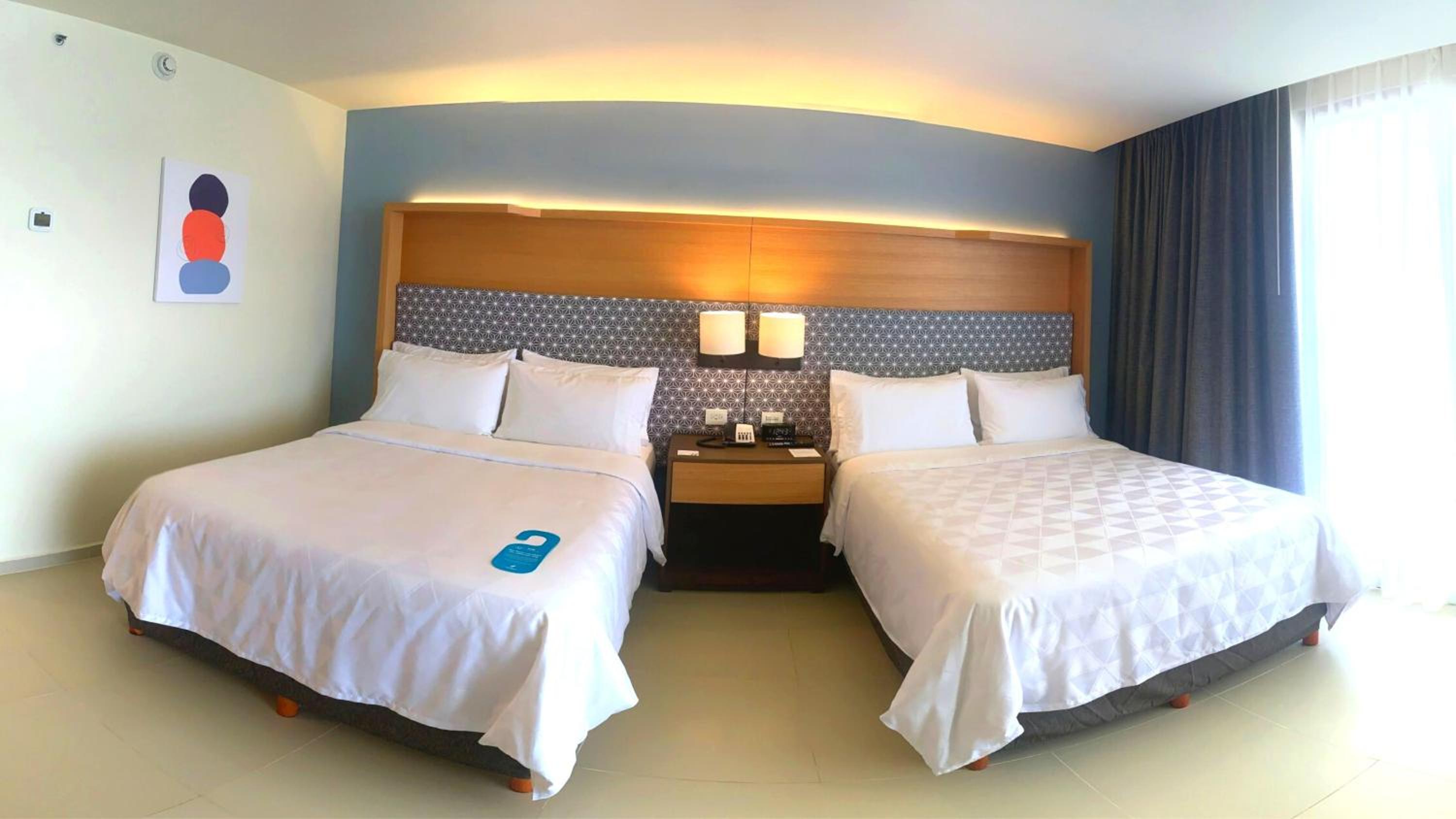 Standard Room with Two Queen Beds - Photo 1