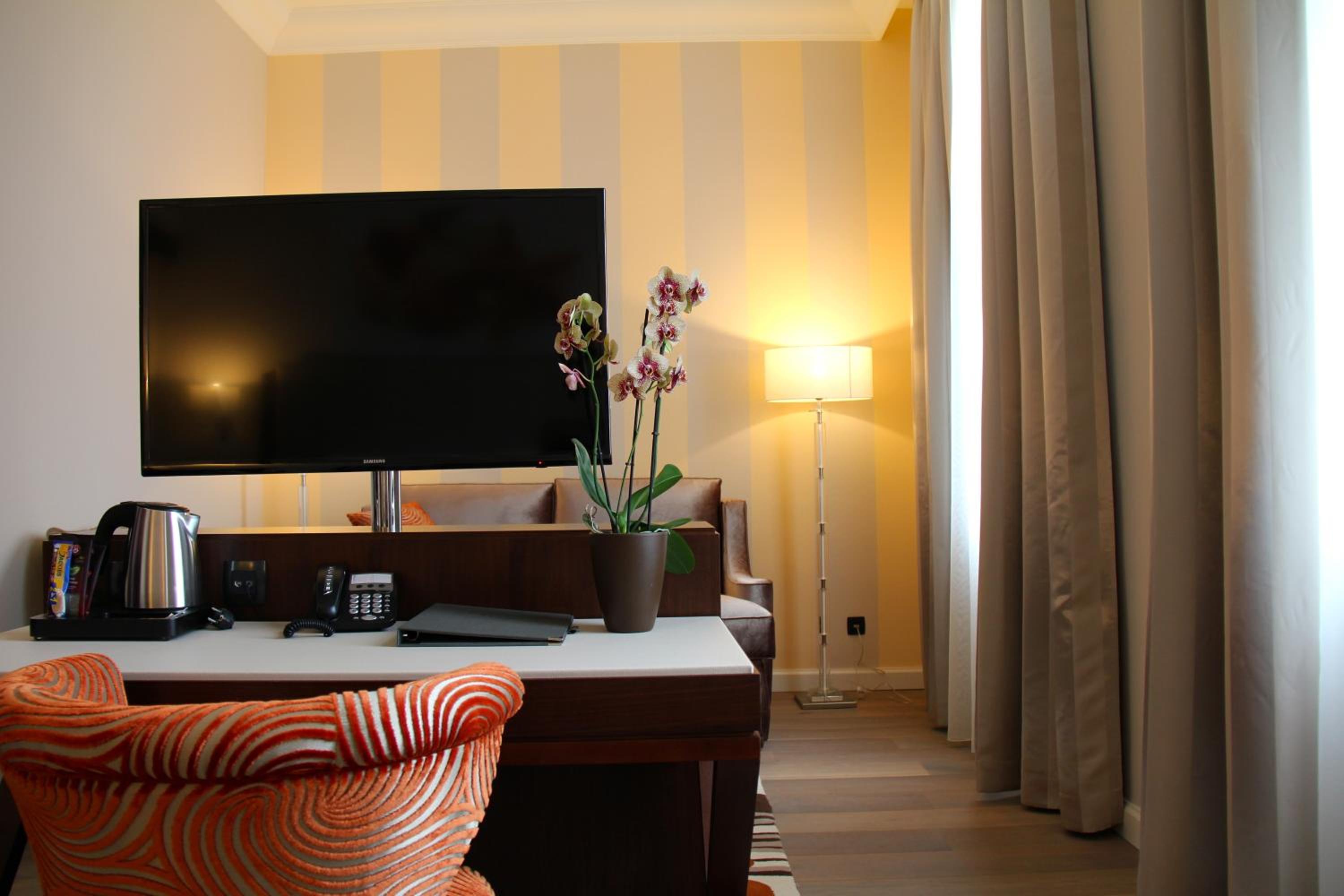 Deluxe Double Room photo 3