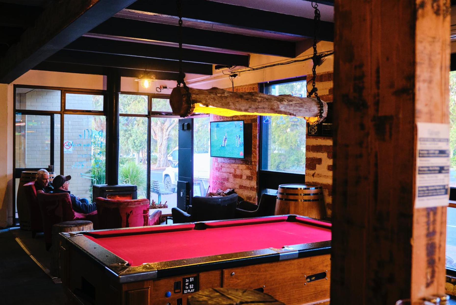 Triple Room with Pool View - Photo 14