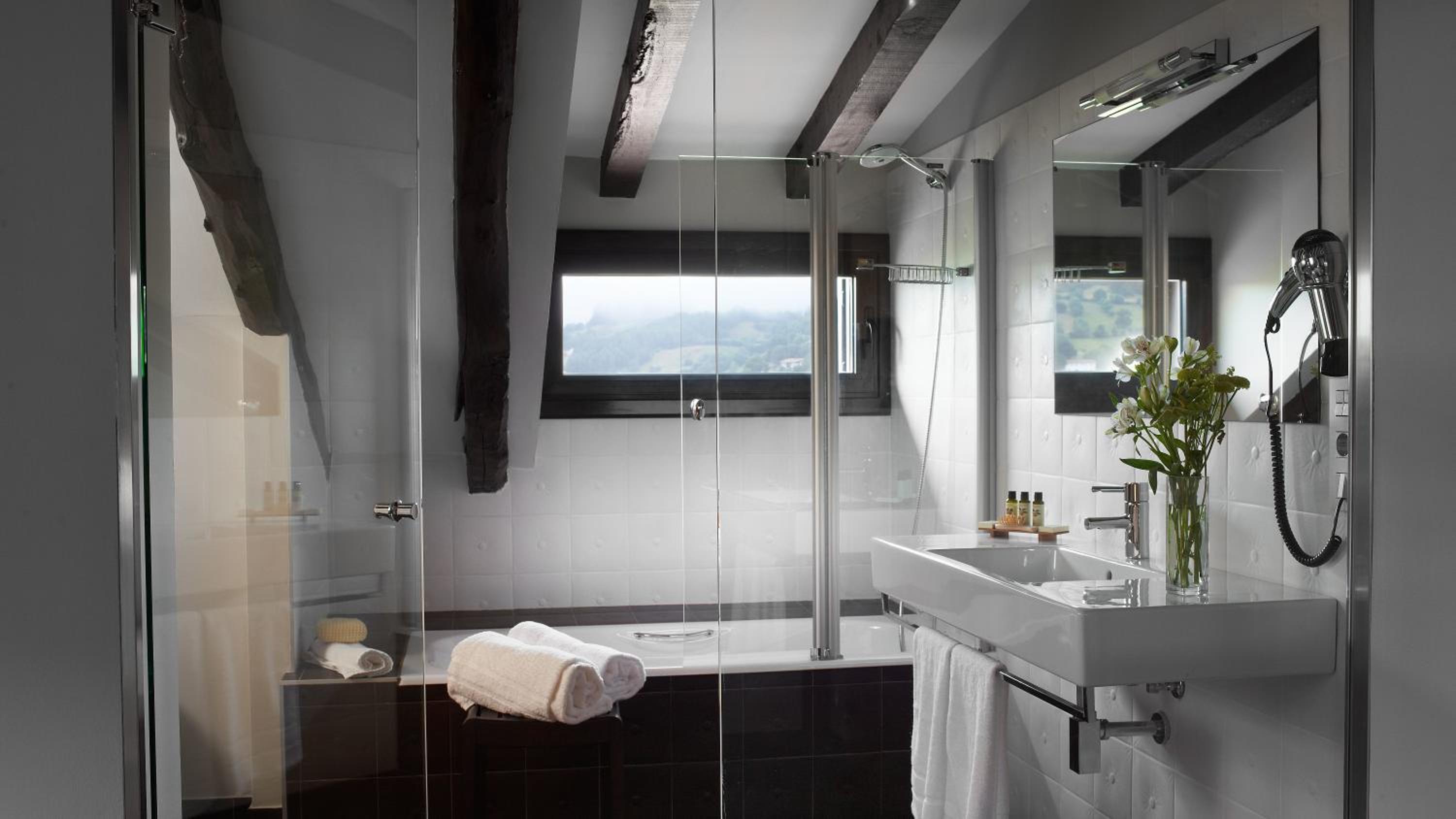 Double or Twin Room photo 2
