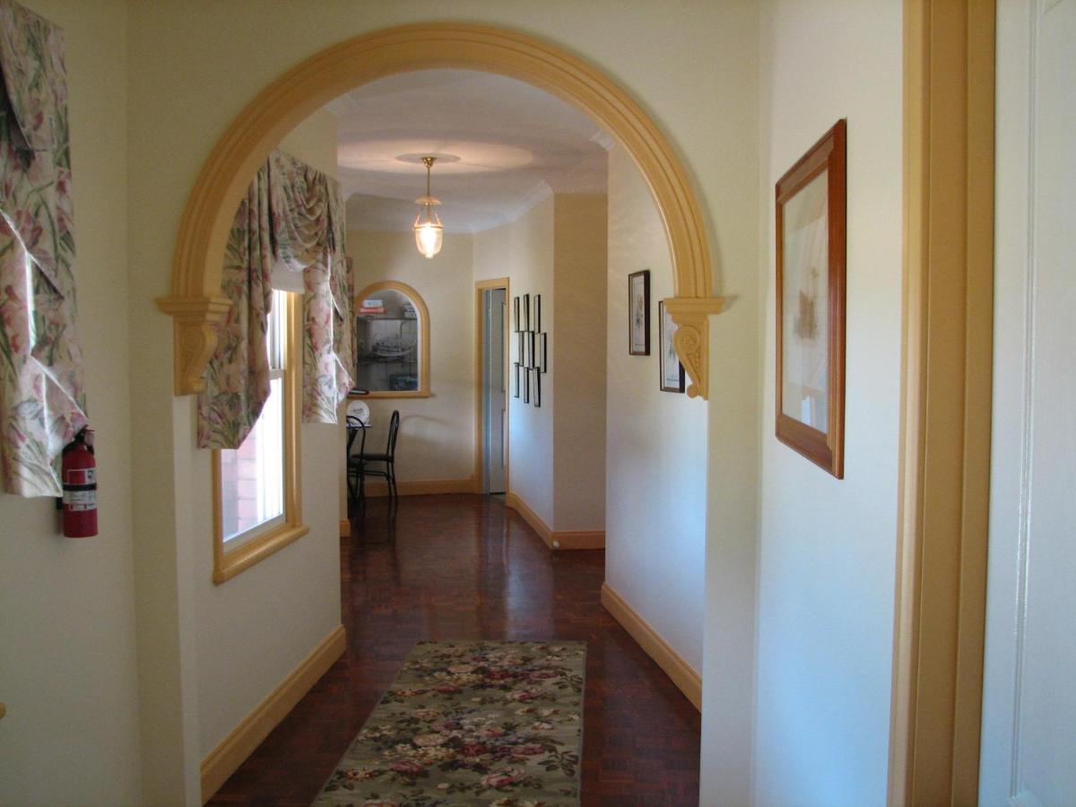Double Room with Private Bathroom photo 3