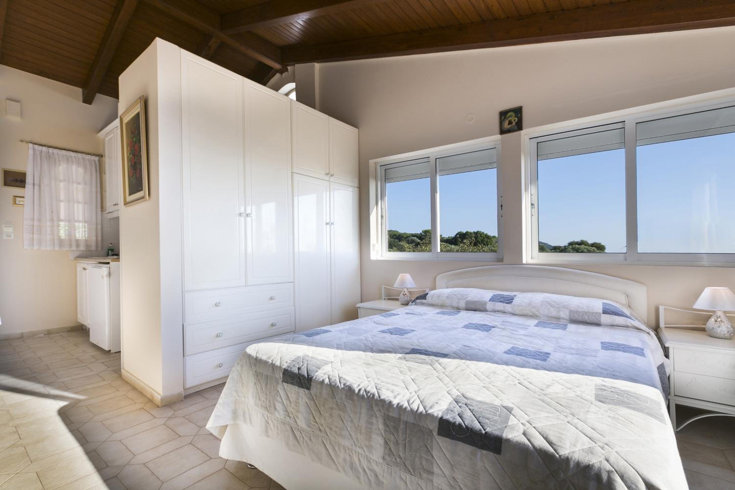 Double or Twin Room with Sea View