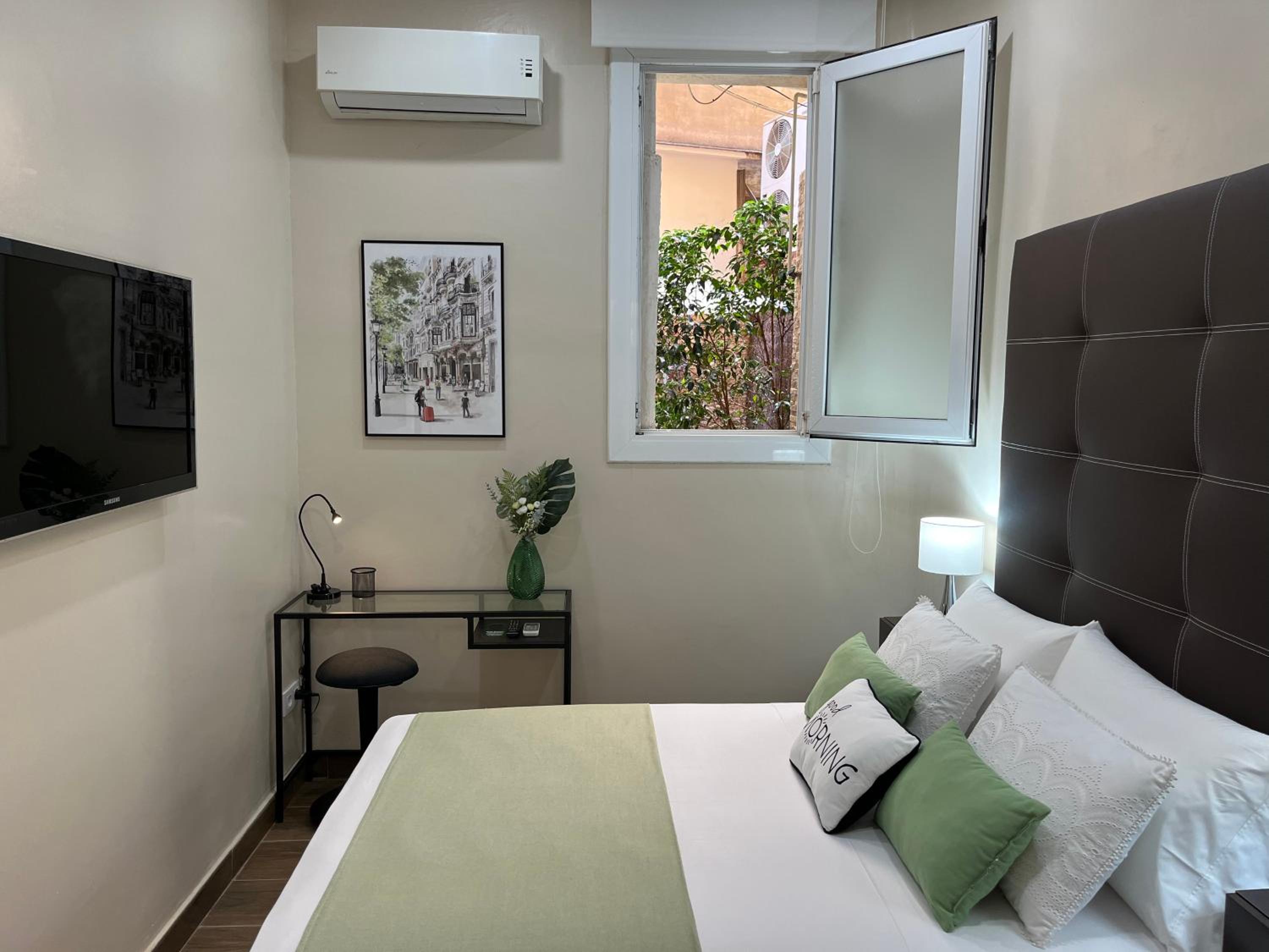 Habitación Doble con Baño Privado