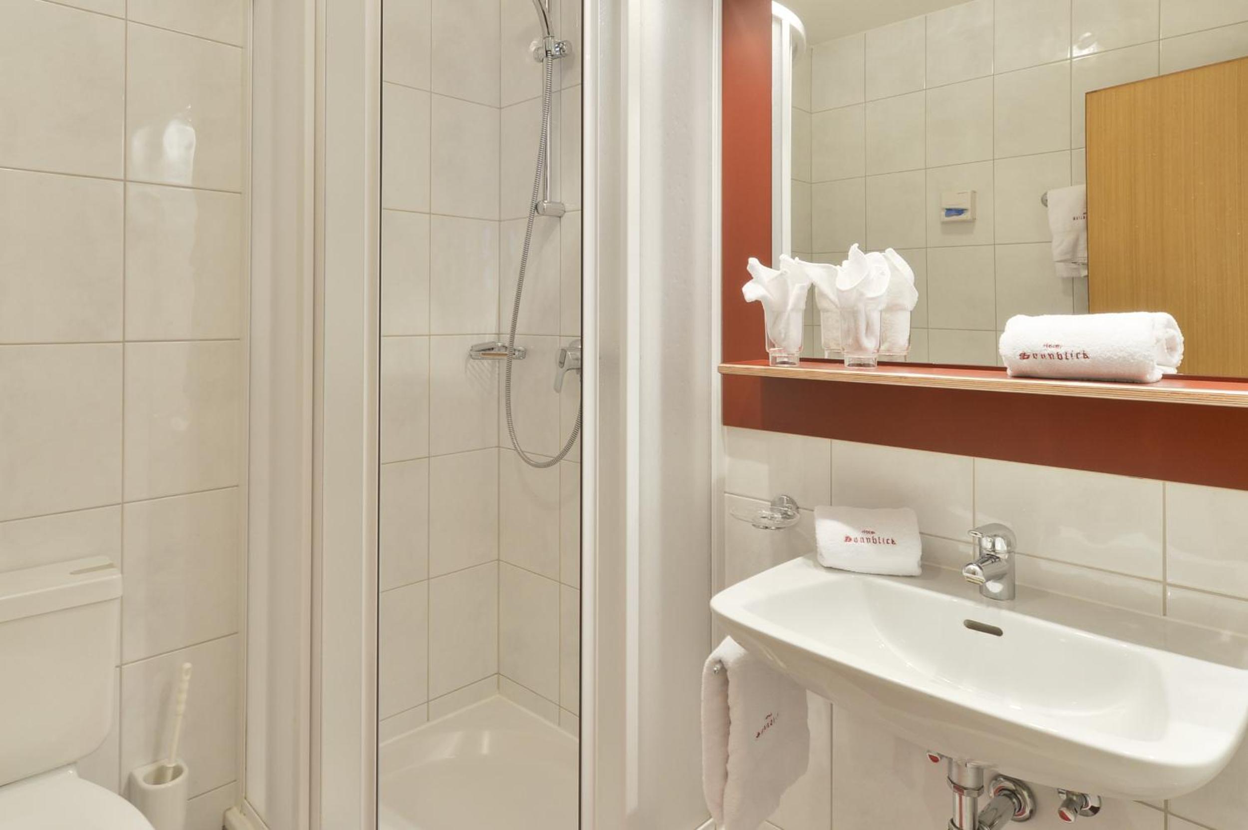 Double Room - Photo 5