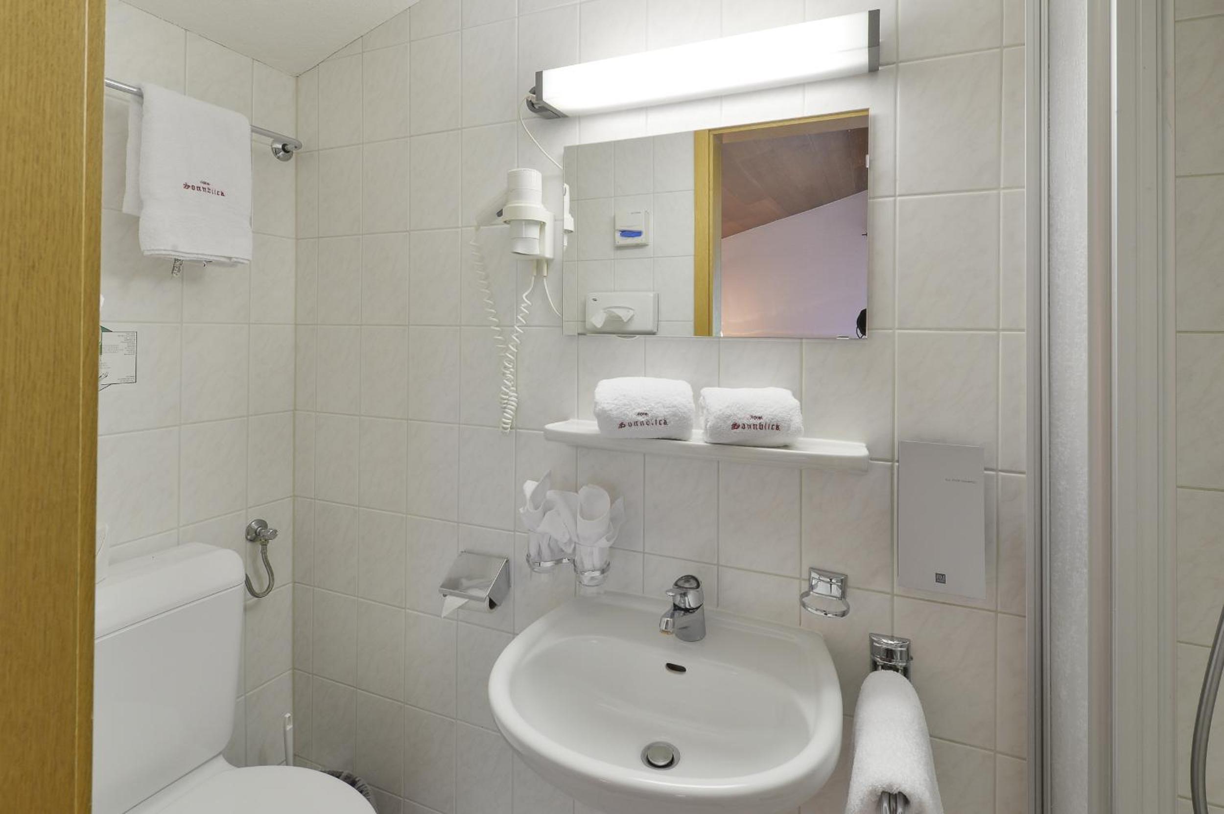 Economy Double or Twin Room - Photo 7