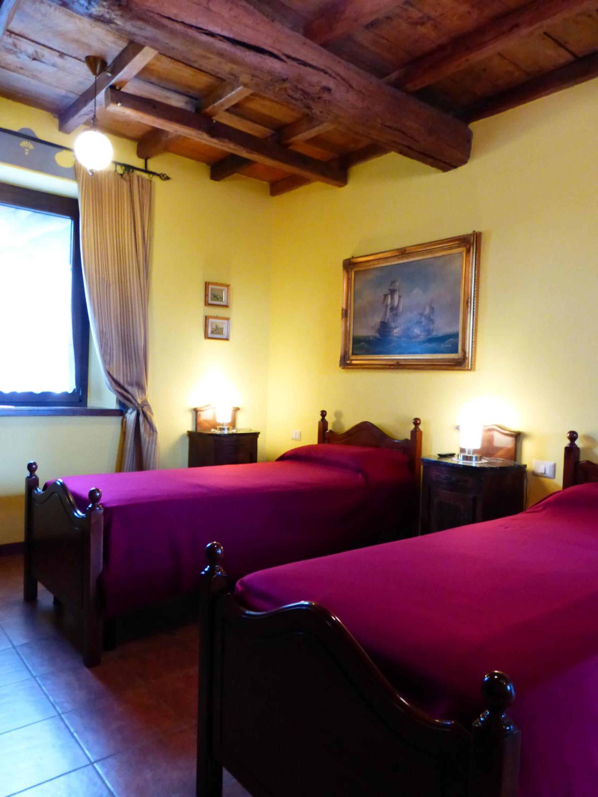 Quadruple Room - Photo 5