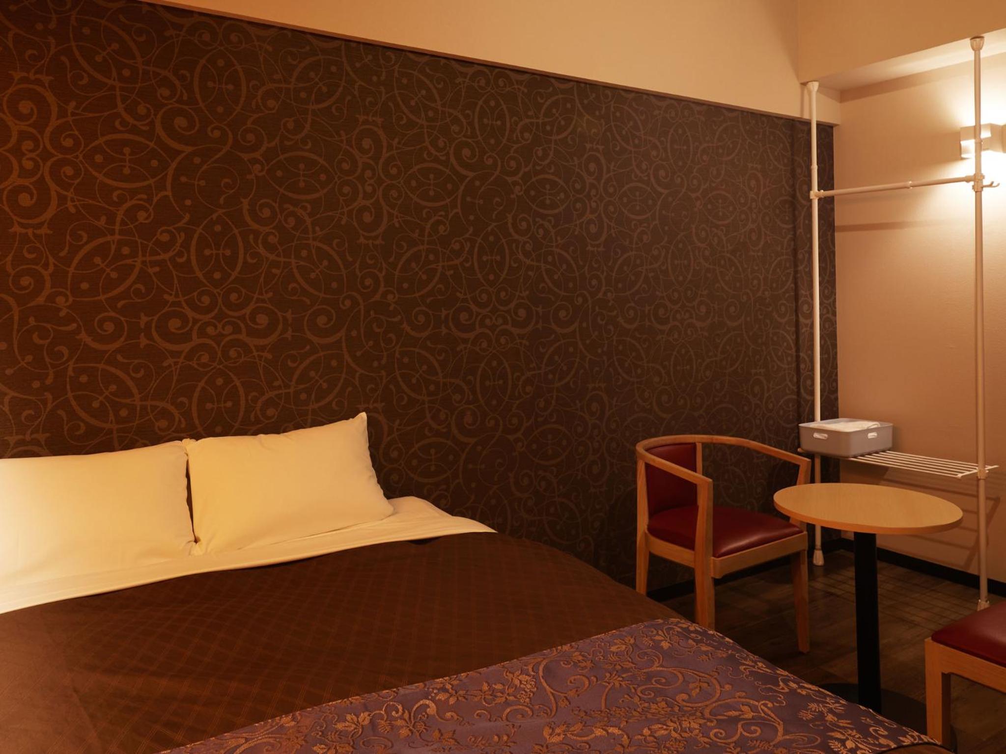 Double Room - Photo 14