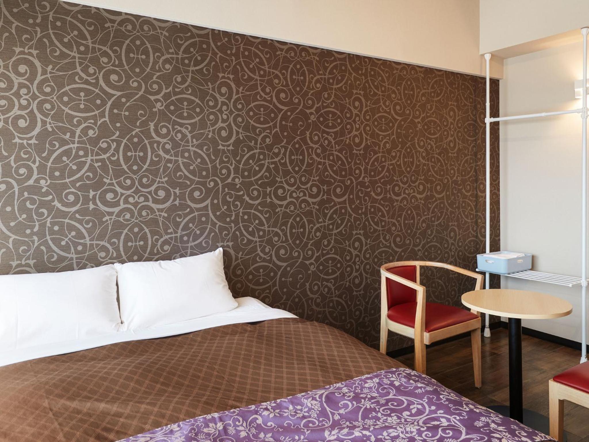 Double Room - Photo 18