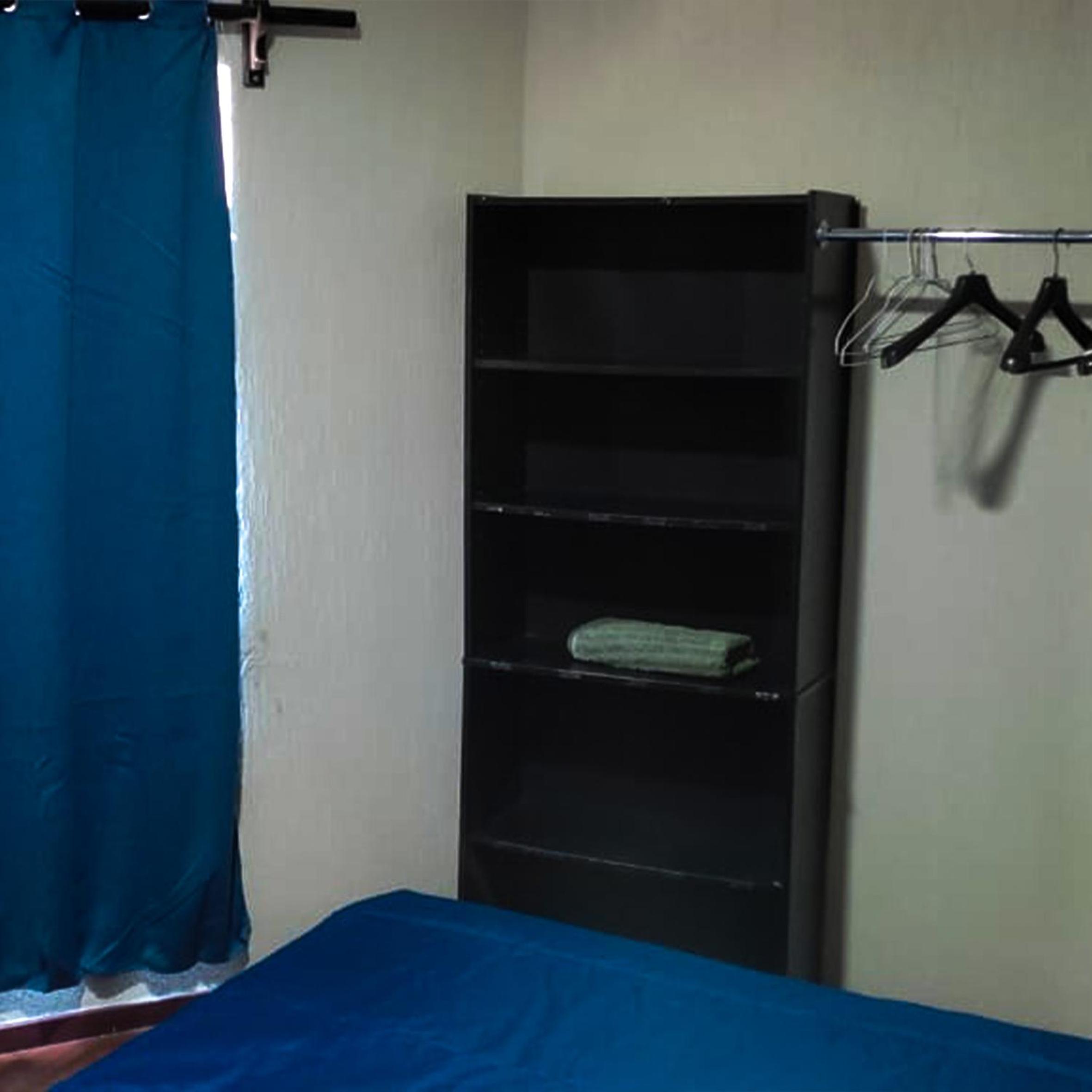 Double Room with Shared Bathroom photo 2