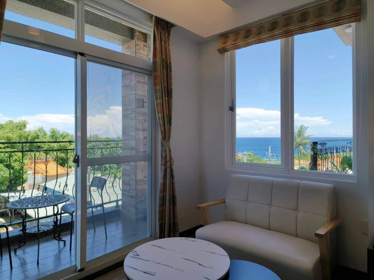 Villa - Photo 4