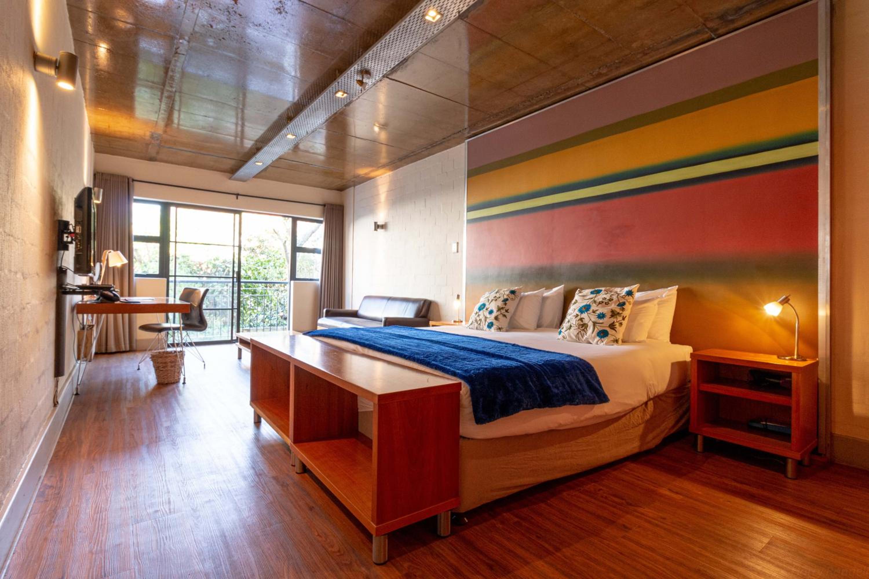 Deluxe Double or Twin Room photo 3