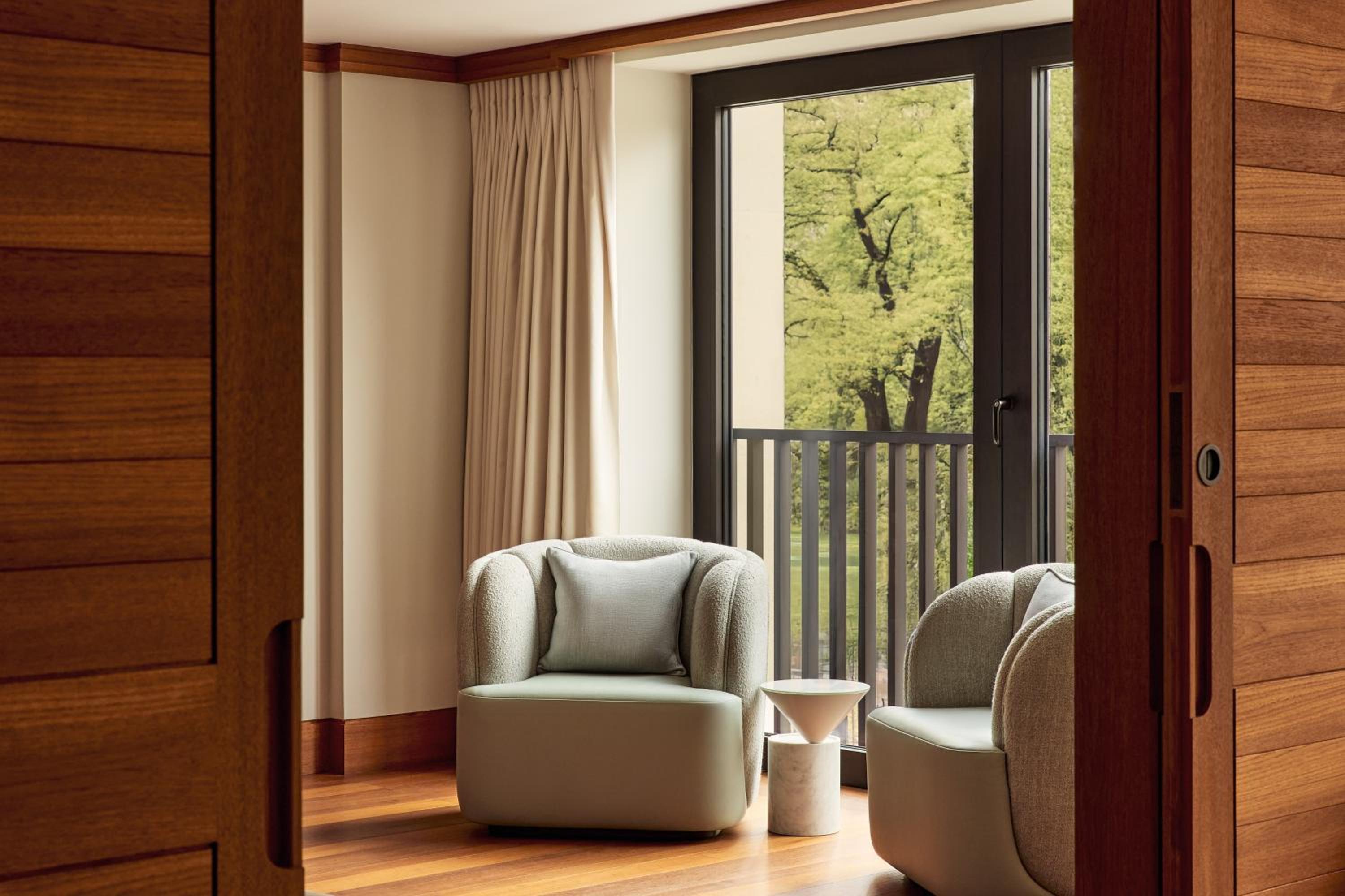 Two Bedroom Park Suite photo 2