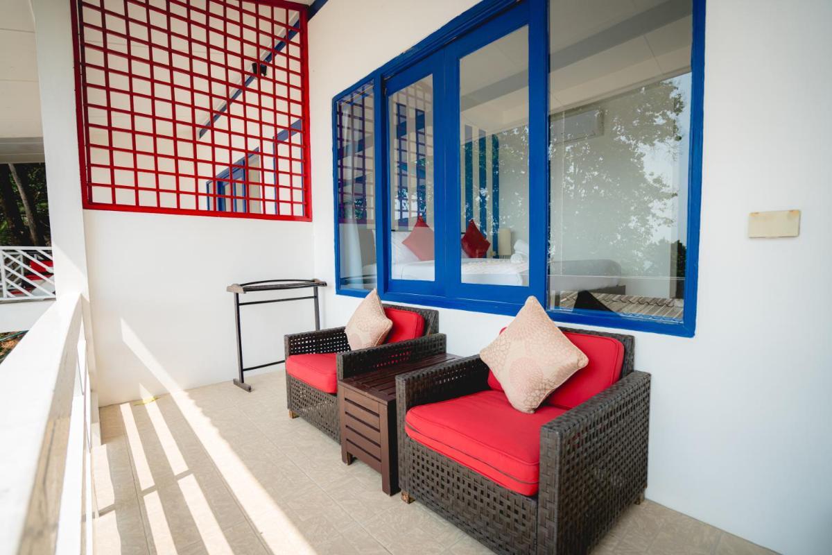 Deluxe Double Room with Balcony photo 1