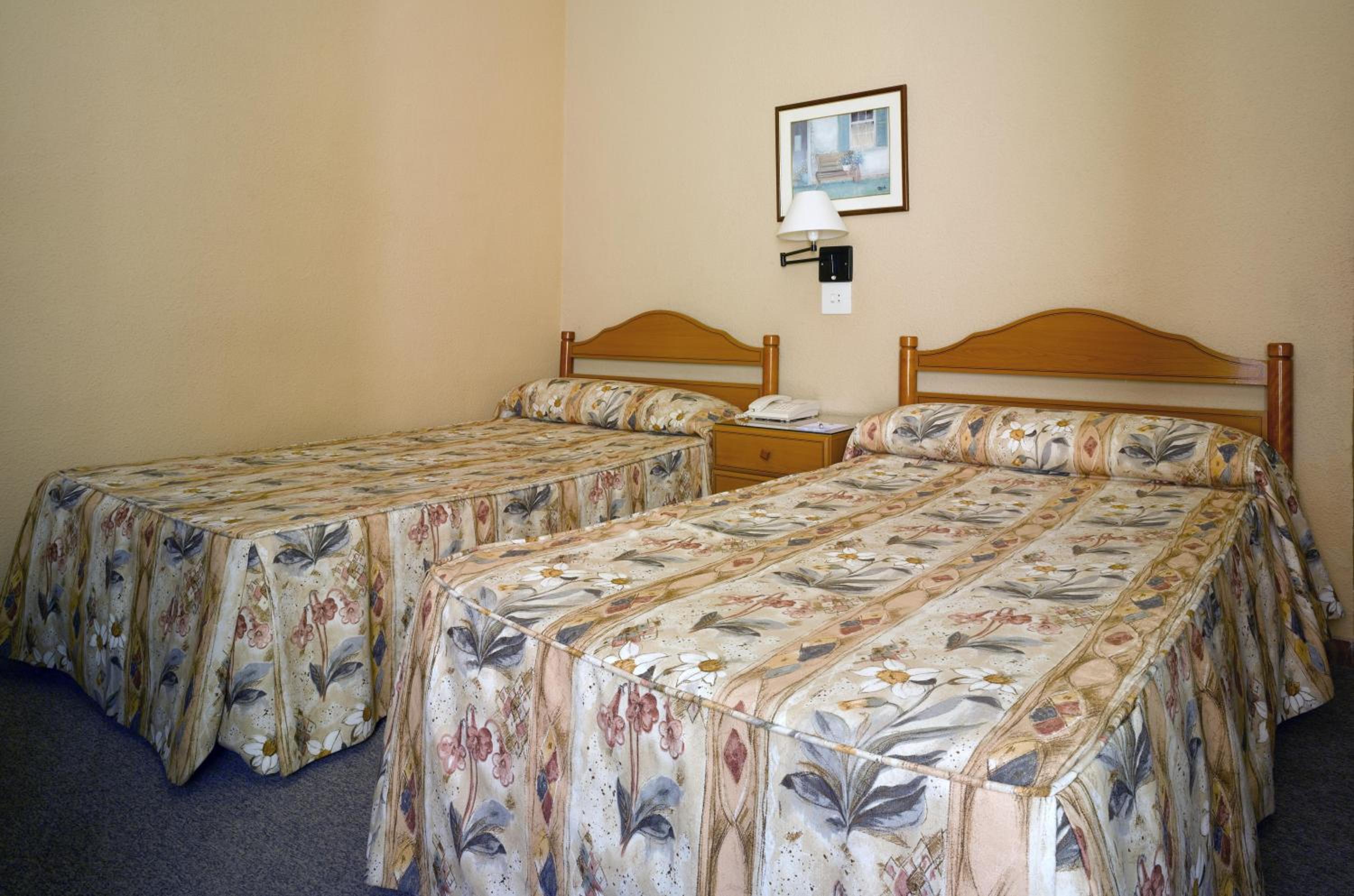 Family Room with Spa access photo 3
